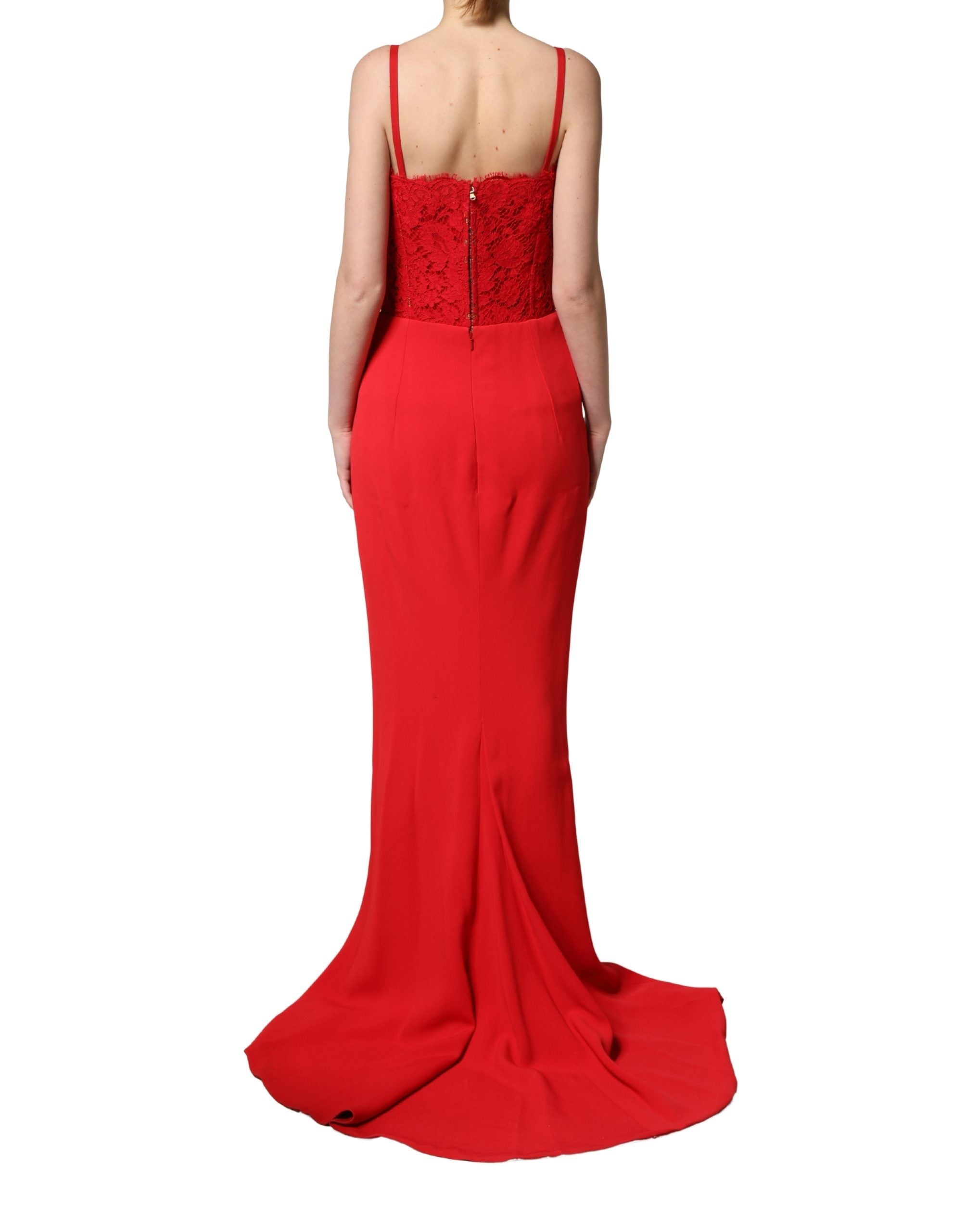 Robe longue Dolce & Gabbana en corset rouge en dentelle avec bustier drapé et détail élégant, vue de face.