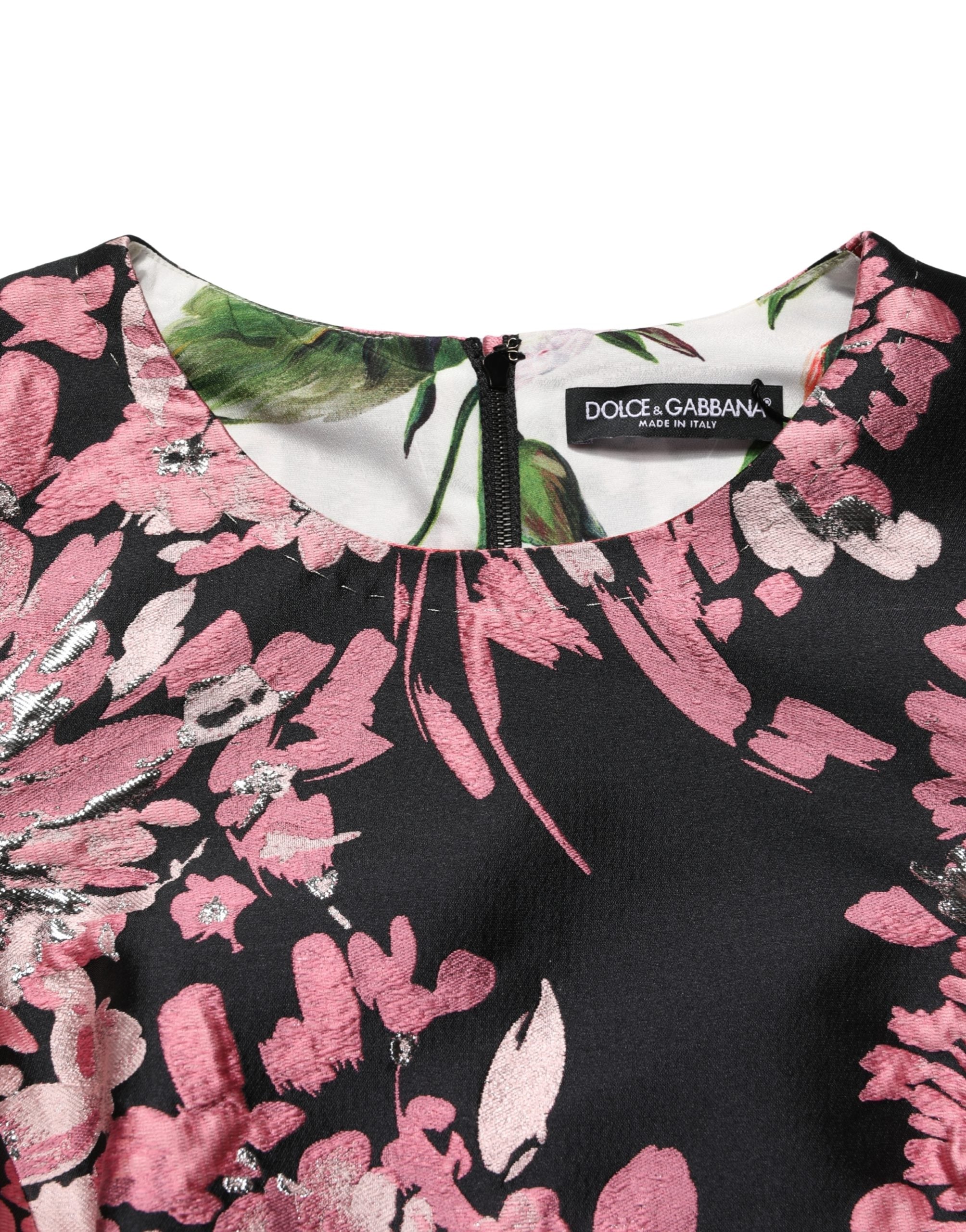 Robe courte en brocart floral multicolore de Dolce & Gabbana, coupe A-line élégante et sophistiquée.