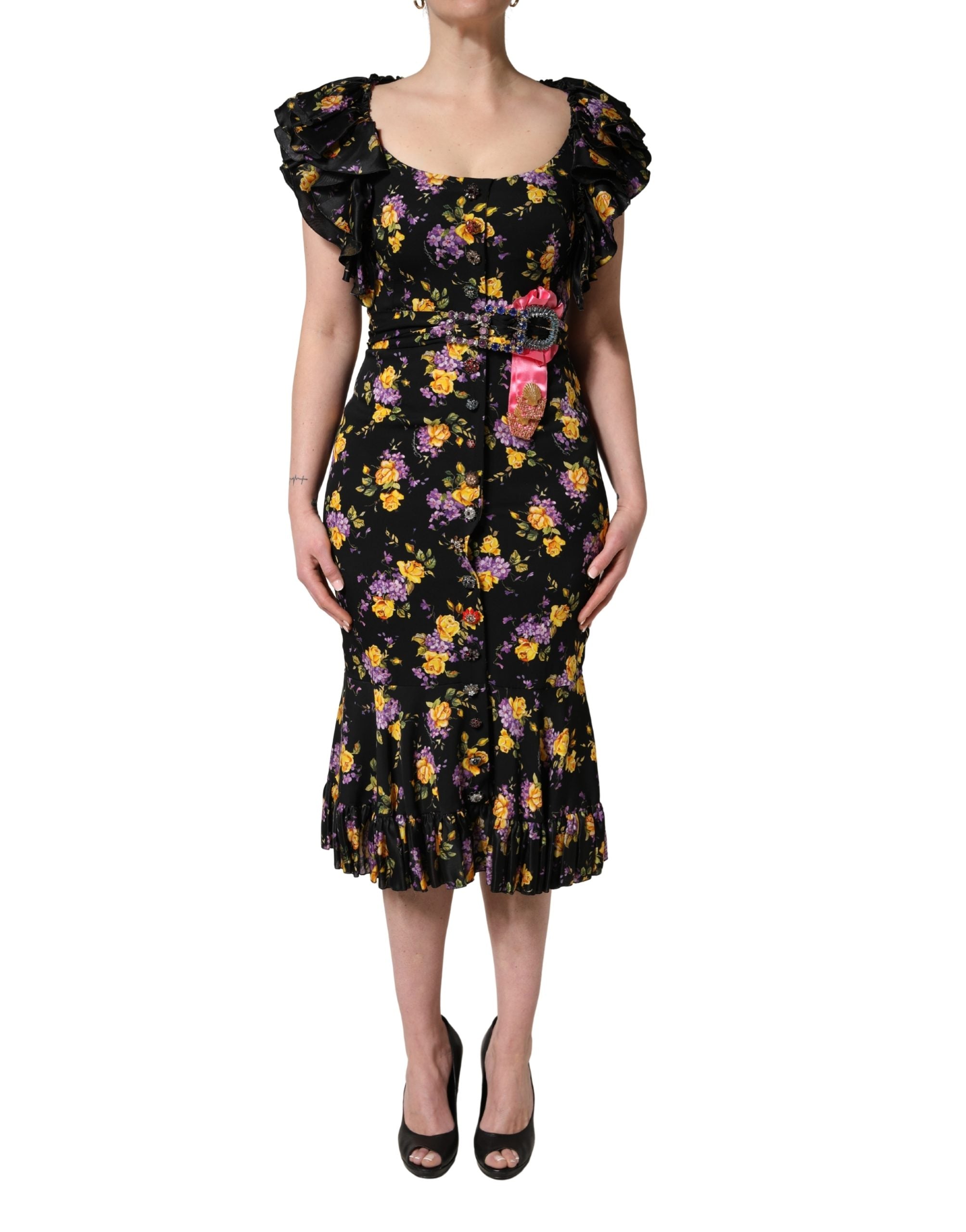 Robe midi en soie noire et violette Dolce & Gabbana avec broche en cristal, détail élégant et sophistiqué.
