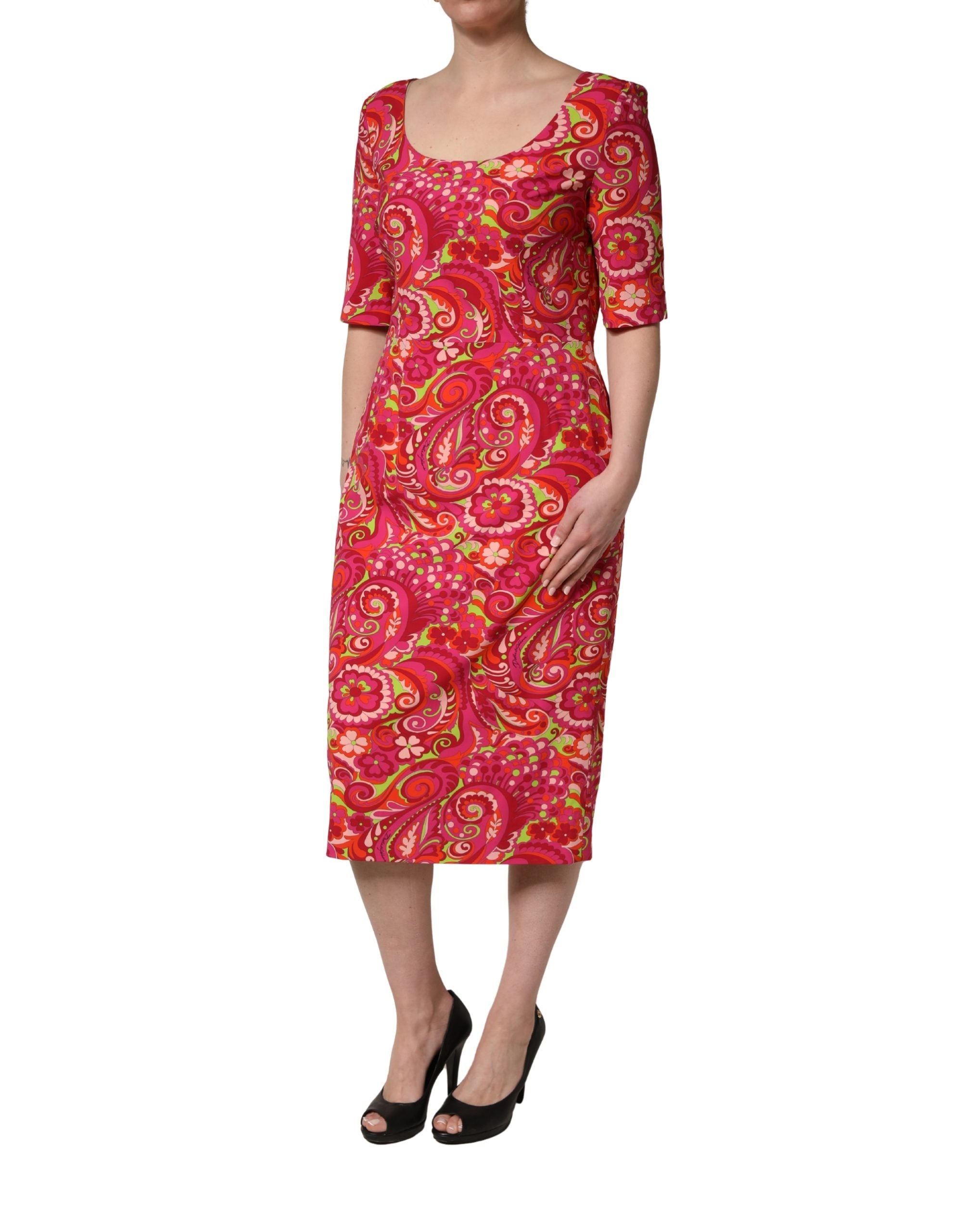 Robe midi ajustée Dolce & Gabbana à imprimé floral cachemire rouge et motif paisley.
