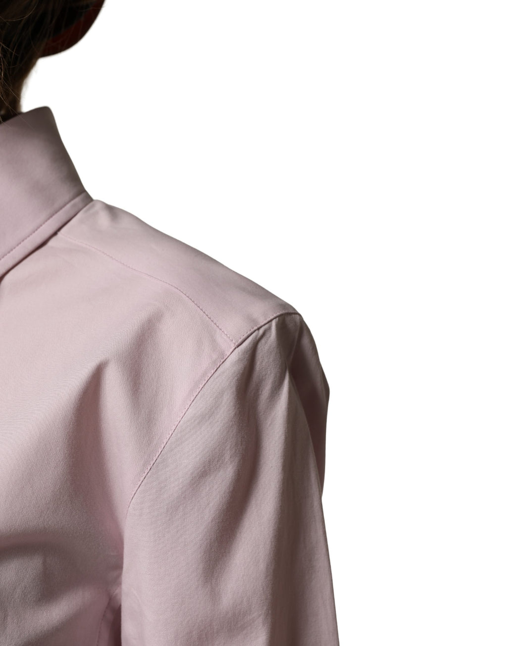 Chemise à manches longues en coton rose Dolce & Gabbana avec col, élégante et sophistiquée.