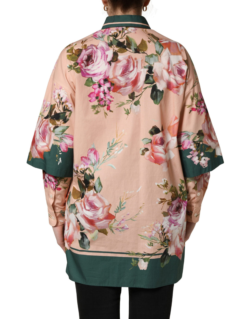 Chemise en coton rose à fleurs de Dolce & Gabbana, avec boutons frontaux et col classique, style élégant et féminin.