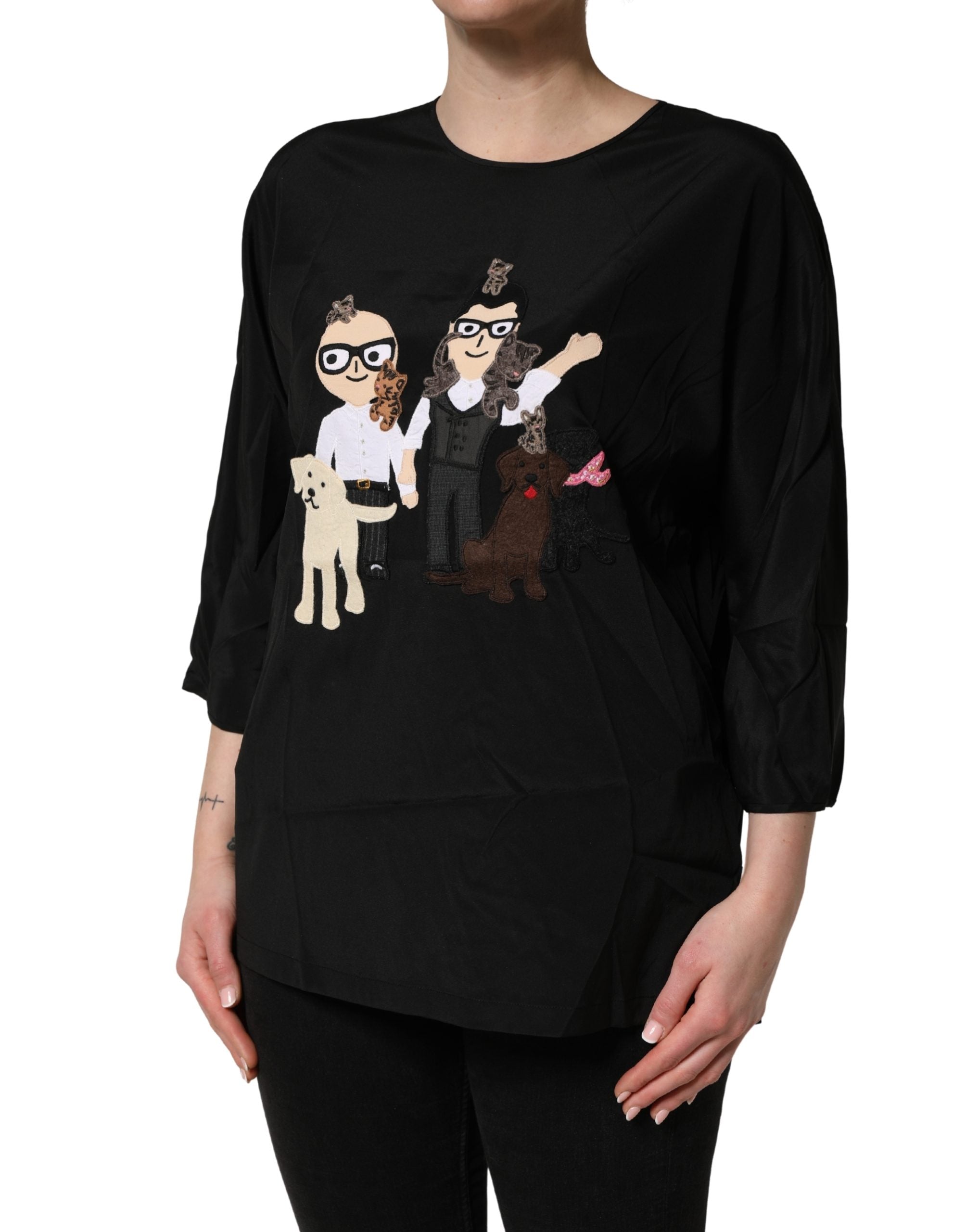 Chemisier en soie noir Dolce & Gabbana #dgfamily, élégant haut à manches longues et coupe fluide.