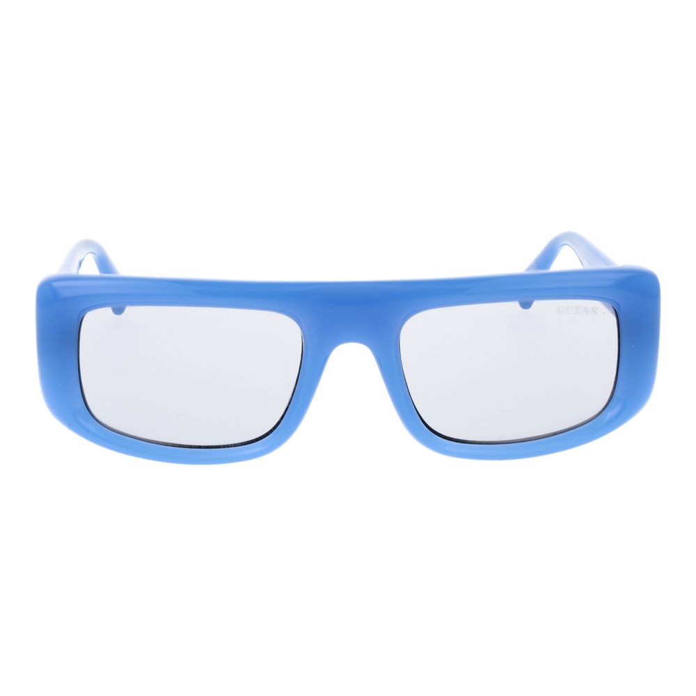 Lunettes de soleil en plastique bleues Guess avec monture rectangulaire et verres foncés, mode et élégantes pour l'été.
