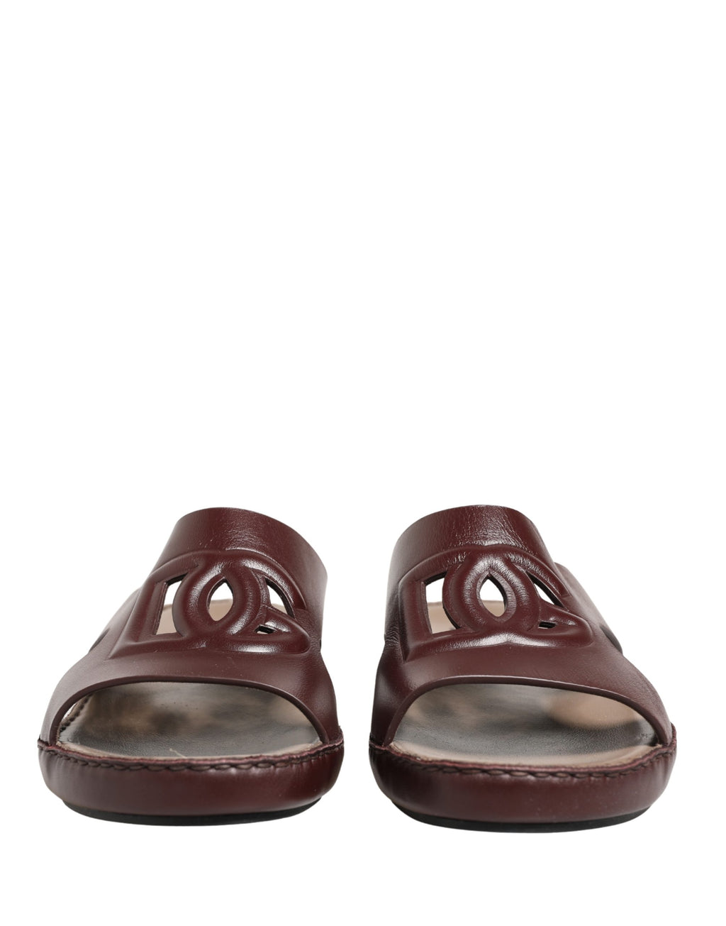 Sandales en cuir bordeaux Dolce & Gabbana avec découpes et logo DG, chaussures élégantes pour femmes.