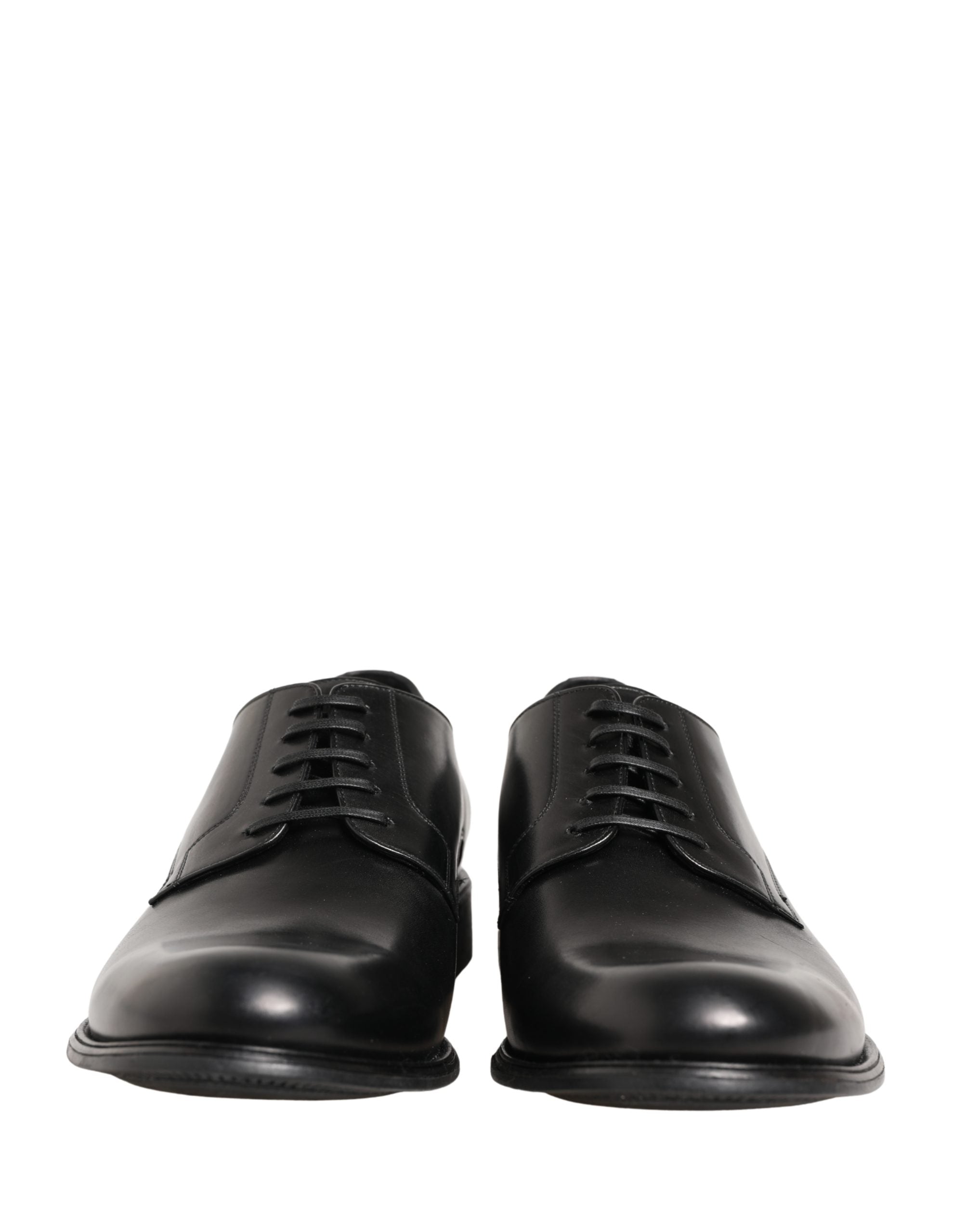 Chaussures derby en cuir de veau noir de Dolce & Gabbana pour homme, élégantes et sophistiquées.