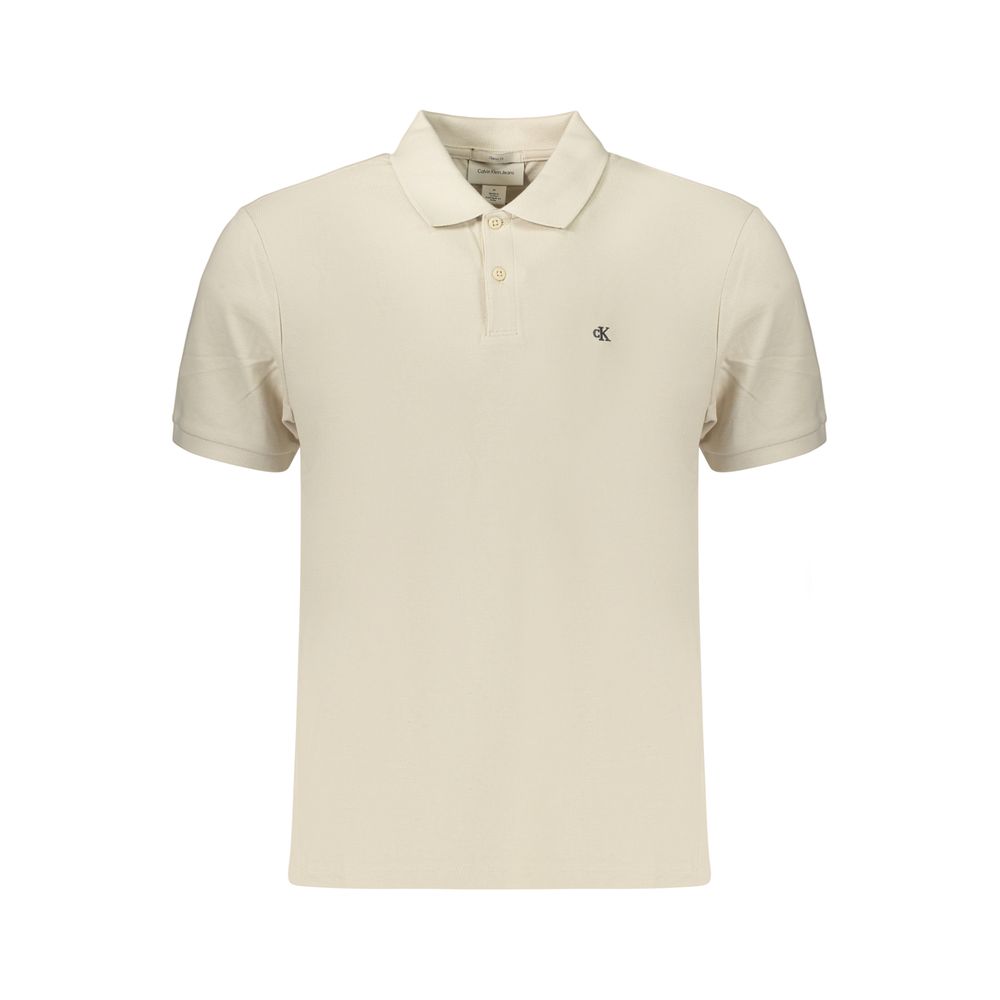 Chemise polo homme beige en coton de la marque Calvin Klein, détail du col et du logo sur la poitrine.