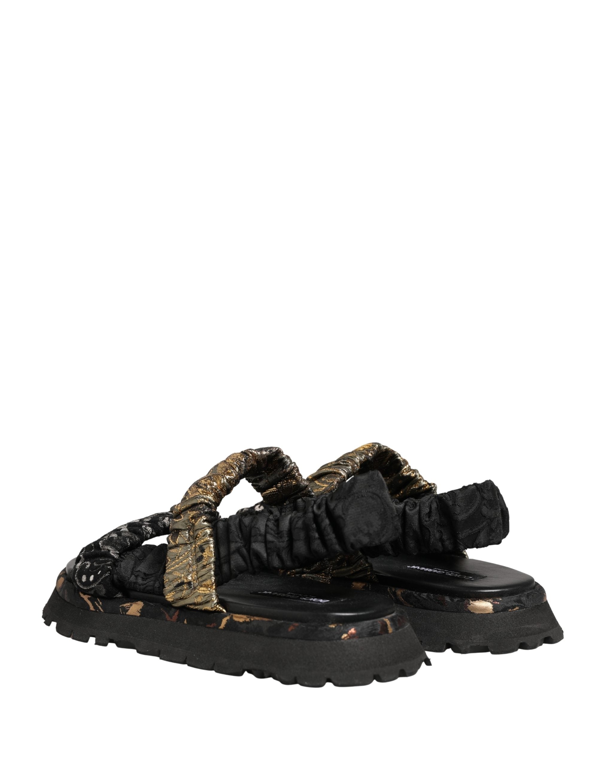 Sandales pour hommes Dolce & Gabbana noires avec détails froncés, chaussures plates élégantes et confortables.