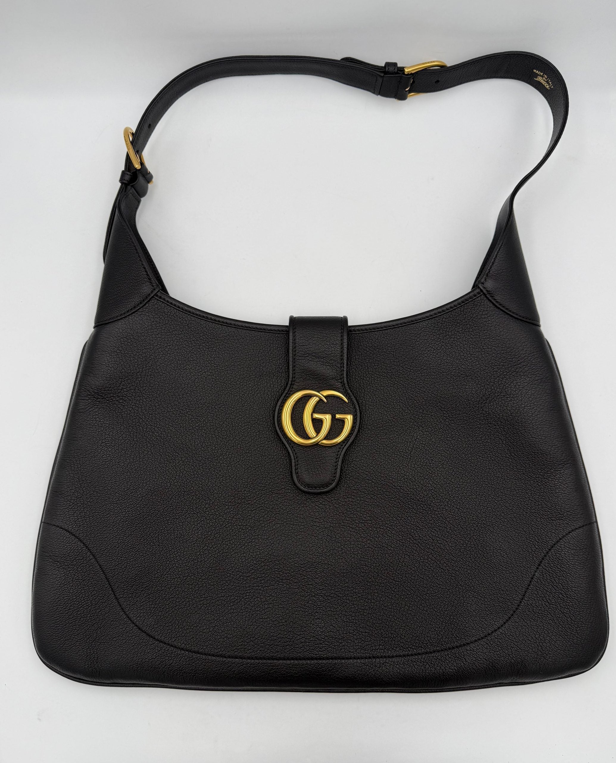 Sac à bandoulière ou croisé Gucci Aphrodite noir avec détails élégants, en cuir de qualité et logo distinctif.