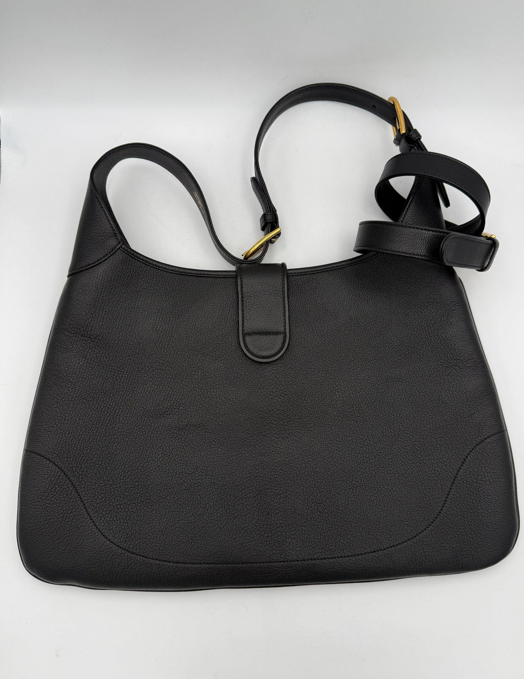 Sac Gucci Aphrodite noir à bandoulière ou à épaule, en cuir élégant avec détails sophistiqués.