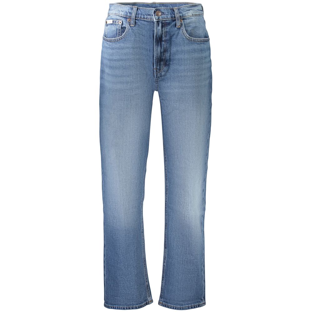 Jeans pour femmes en coton bleu de la marque Calvin Klein, coupe classique avec détails de couture visibles.