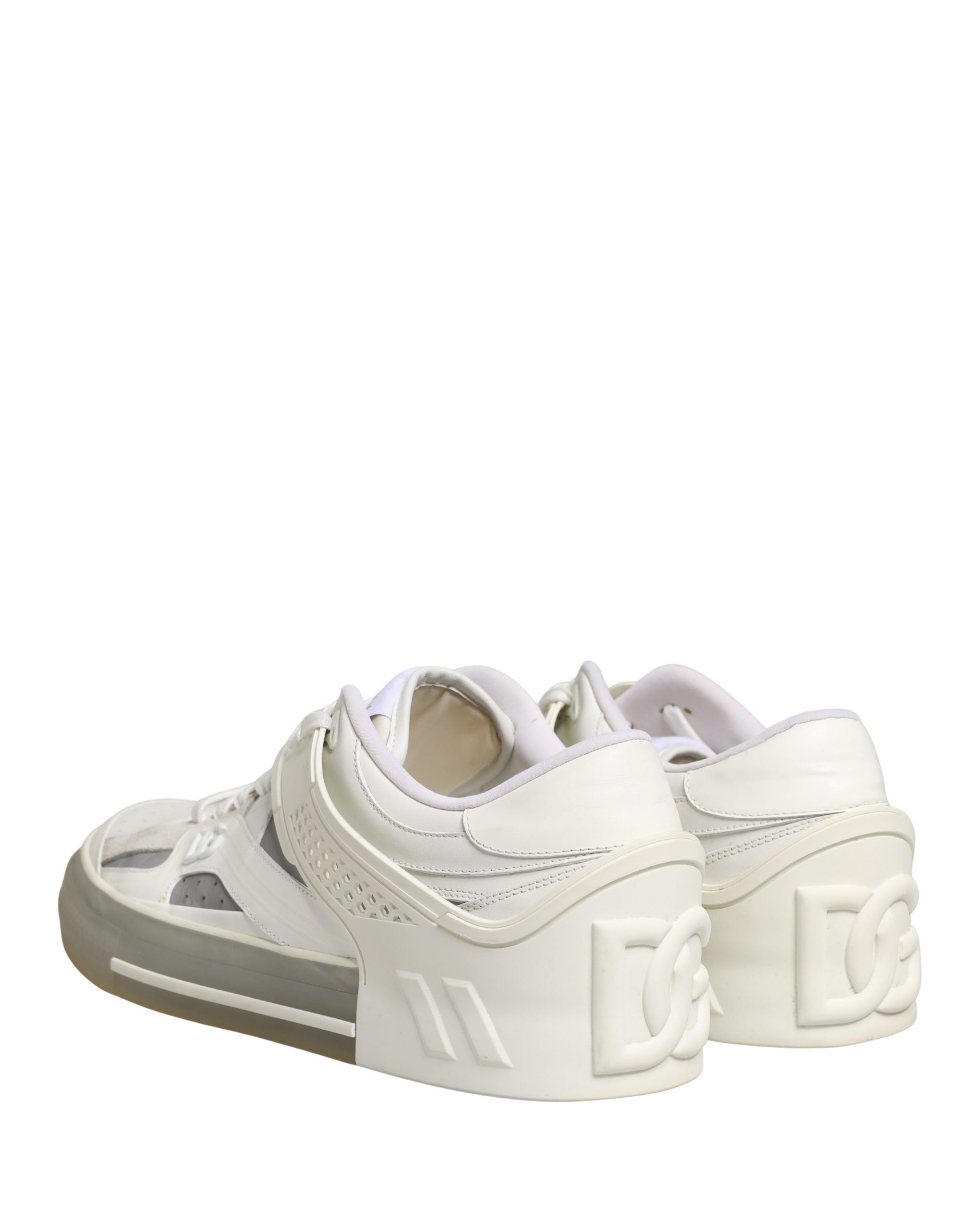 Chaussures sneakers basses blanches Dolce & Gabbana Custom 2.Zero pour homme, vue de face avec détails en cuir et design élégant.