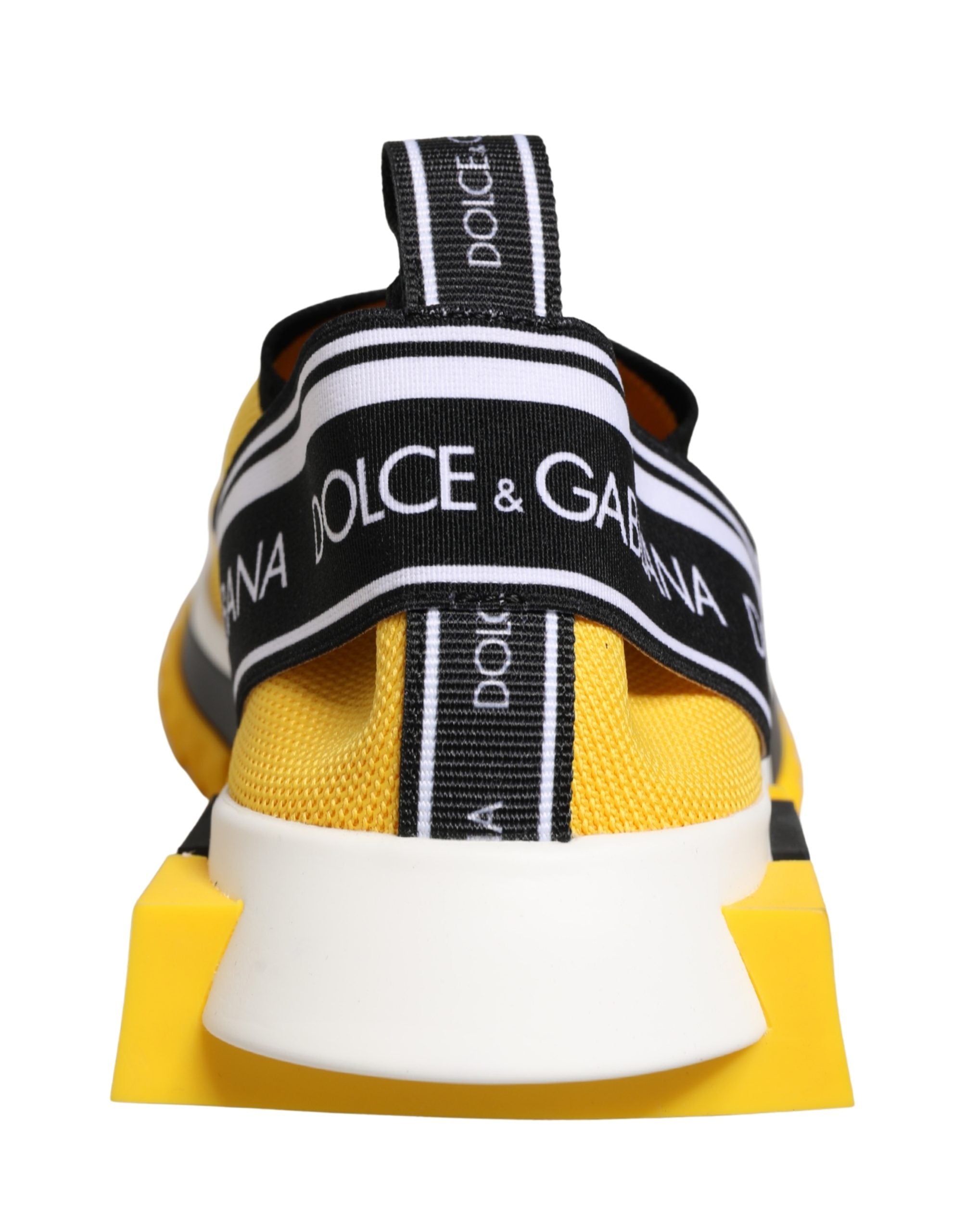 Chaussures slip-on jaunes Dolce & Gabbana Sorrento, baskets basses en cuir avec semelle blanche, style élégant et décontracté.