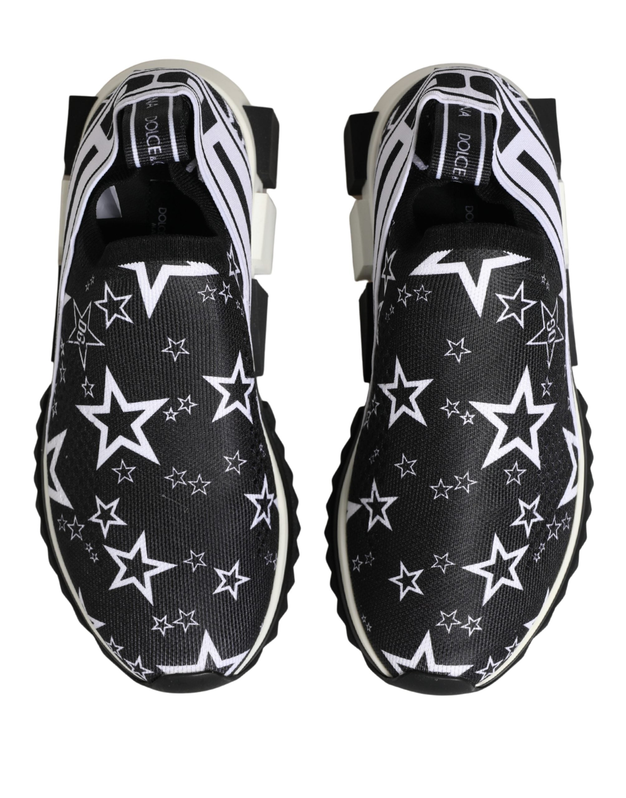 Chaussures sneakers Dolce & Gabbana Sorrento noires avec logo étoiles noires, vue de face.
