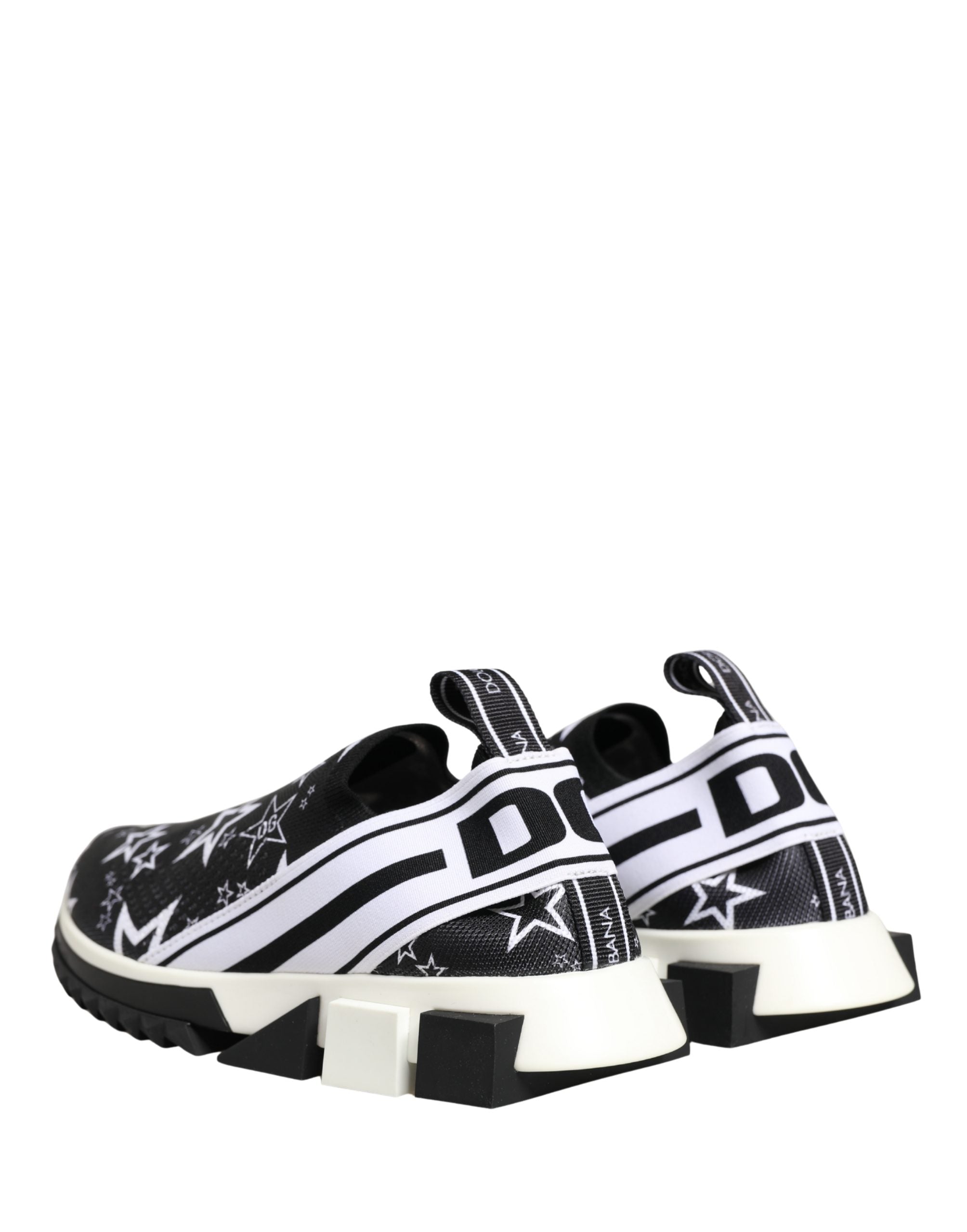 Sneakers noires Dolce & Gabbana Sorrento avec logo étoiles noires, design tendance et détail stylé pour un look moderne.