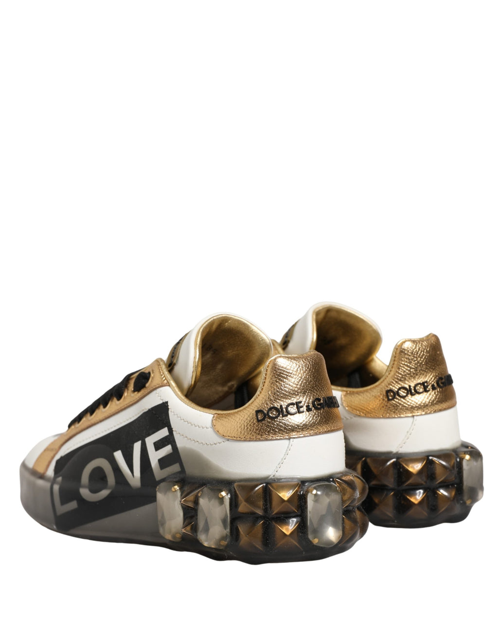 Chaussures sneakers Dolce & Gabbana multicolores avec cristaux scintillants et détails en métal, style élégant et tendance.