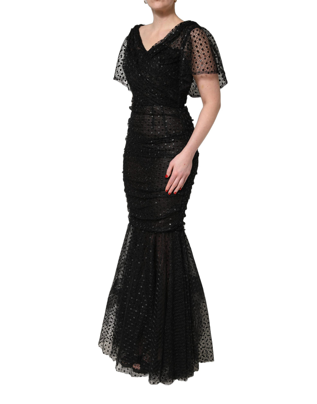 Robe de soirée sirène noire à sequins Dolce & Gabbana, élégante avec décolleté plongeant et détails scintillants.