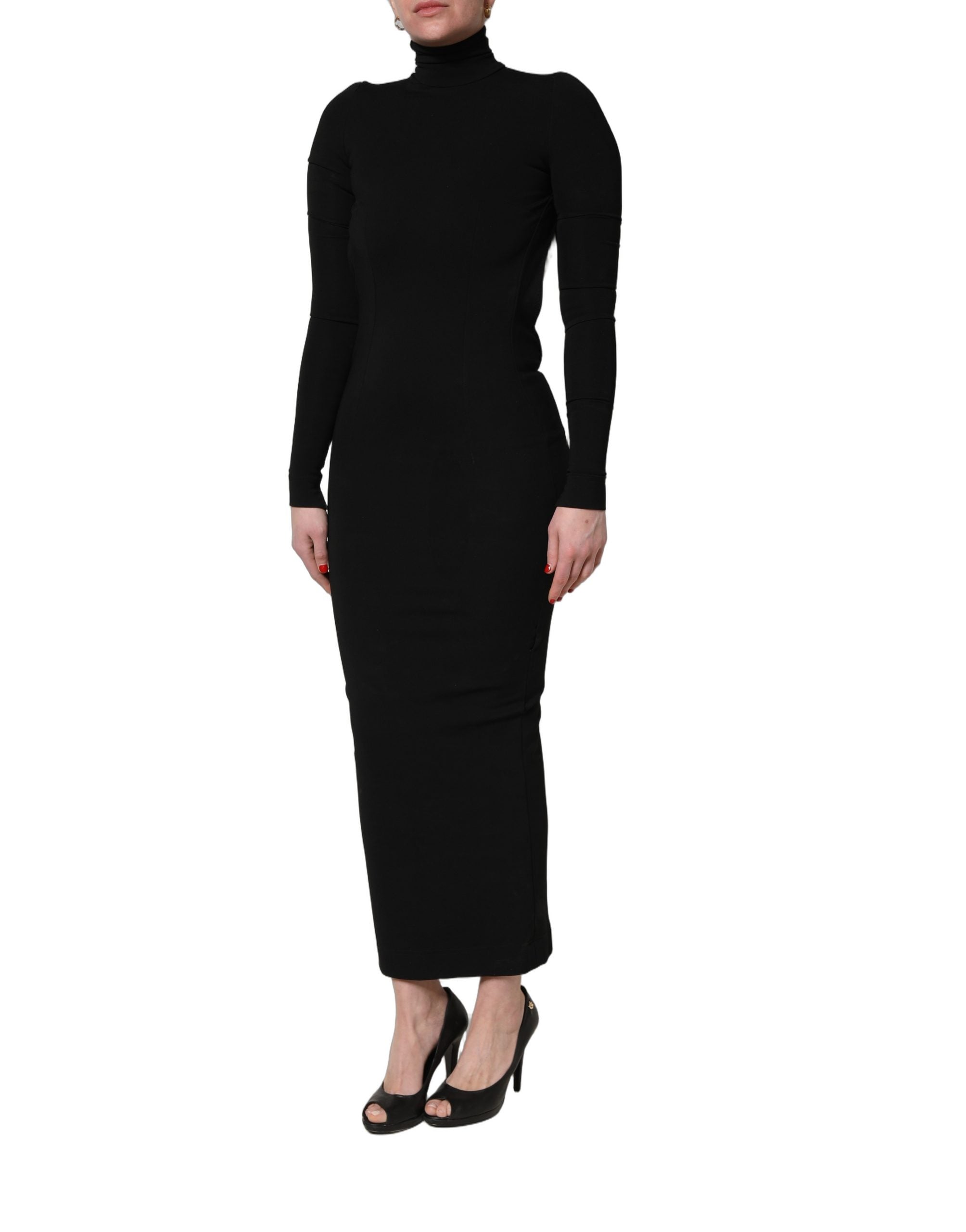 Robe longue noire Dolce & Gabbana en viscose à manches longues style robe fourreau élégante.