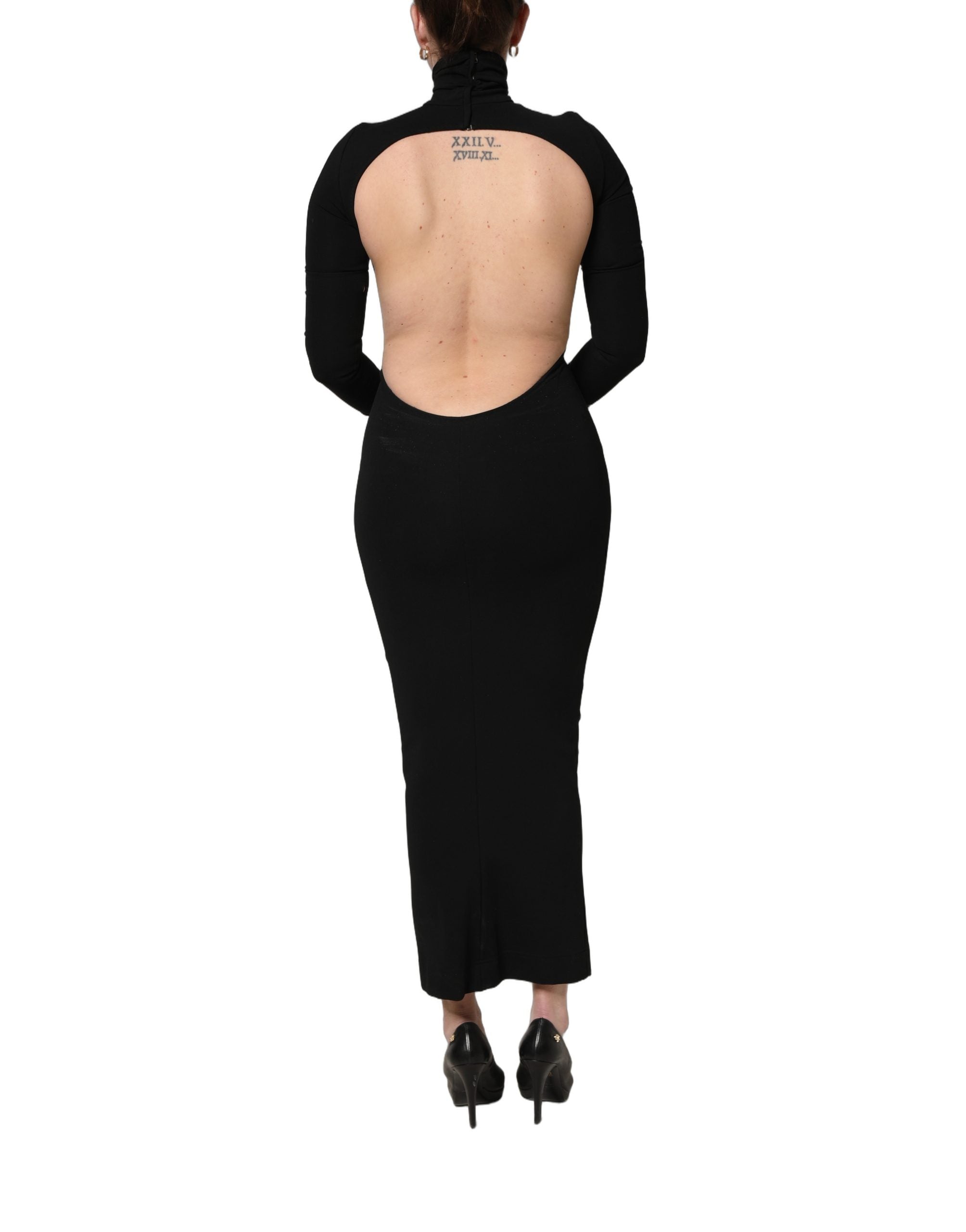 Robe longue noire Dolce & Gabbana en viscose à manches longues, robe fourreau élégante et fluide.