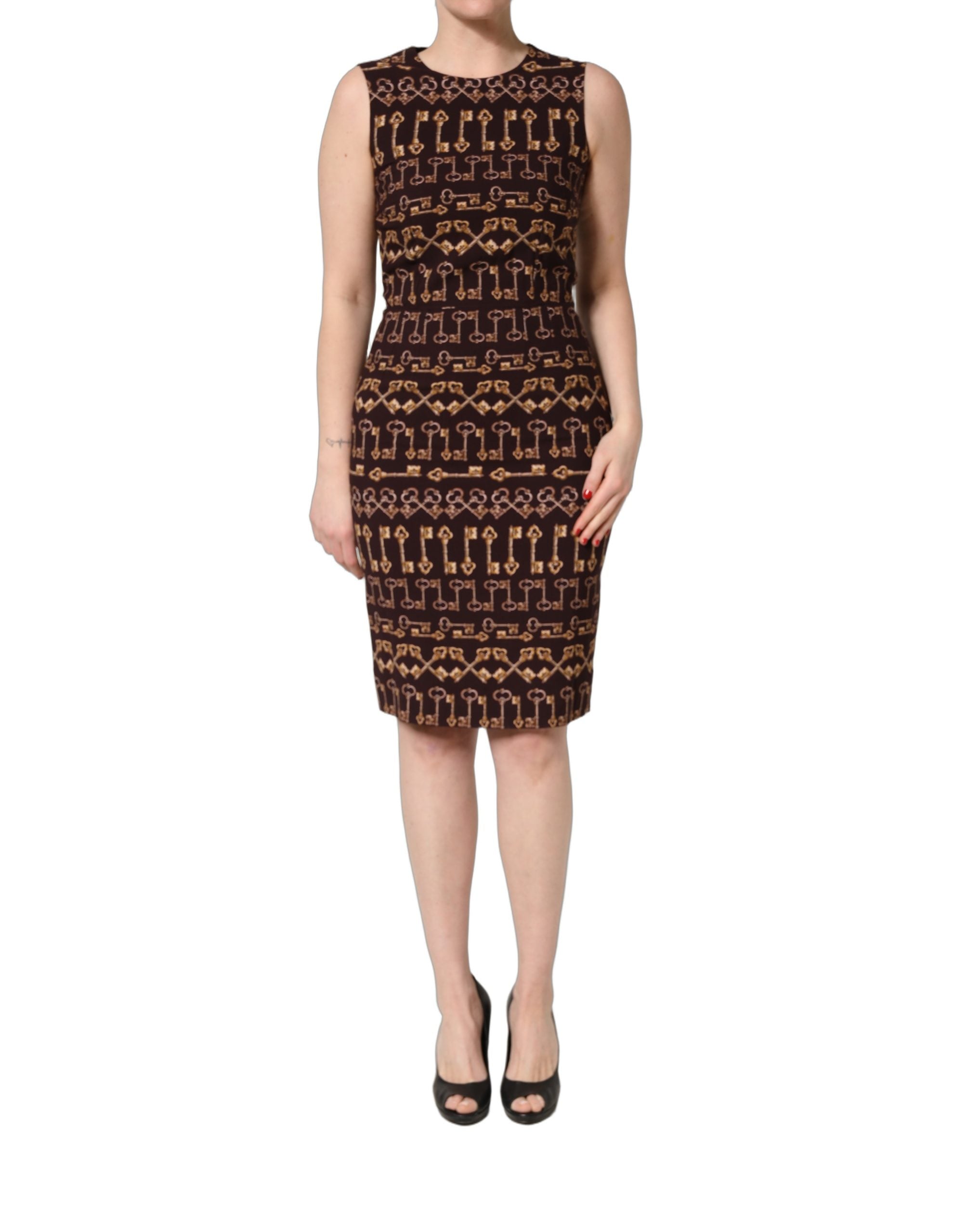 Robe noire Dolce & Gabbana Keys, robe fourreau ajustée longueur genou, en tissu marron élégante et sophistiquée.