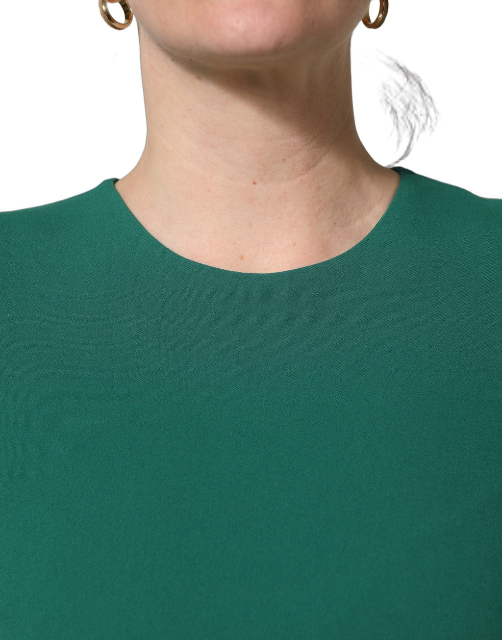 Robe courte verte en viscose à manches longues de Dolce & Gabbana, coupe en ligne A, style élégant et fluide.
