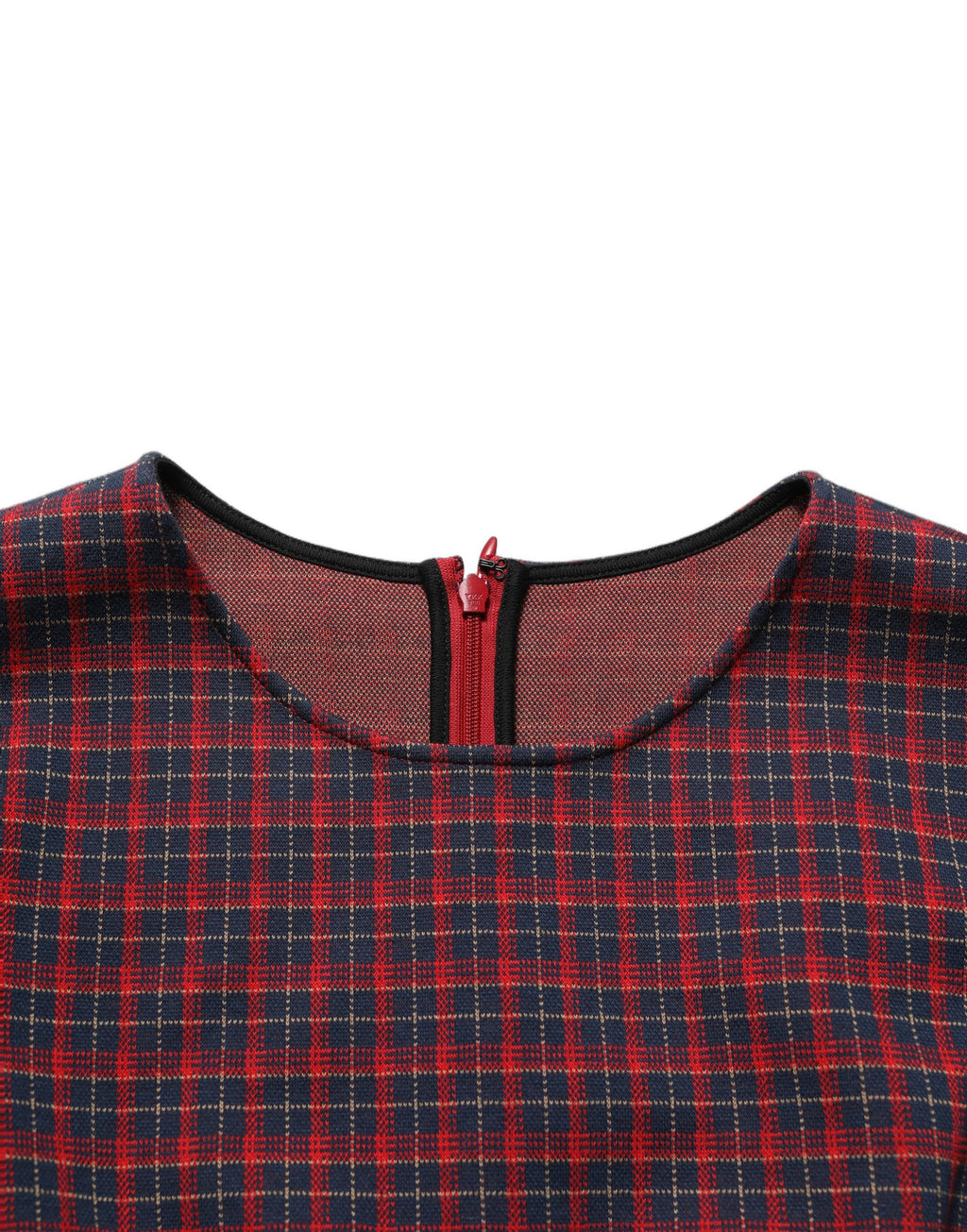 Robe courte Dolce & Gabbana à carreaux rouge et noir, manches courtes, silhouette ajustée, en tissu léger.