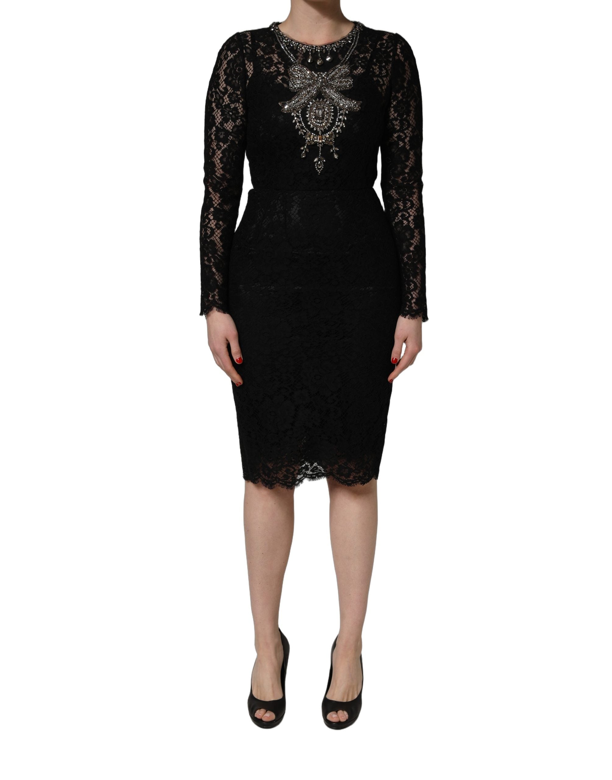 Robe midi noire Dolce & Gabbana en satin avec embellissements de cristaux, coupe ajustée et élégante.
