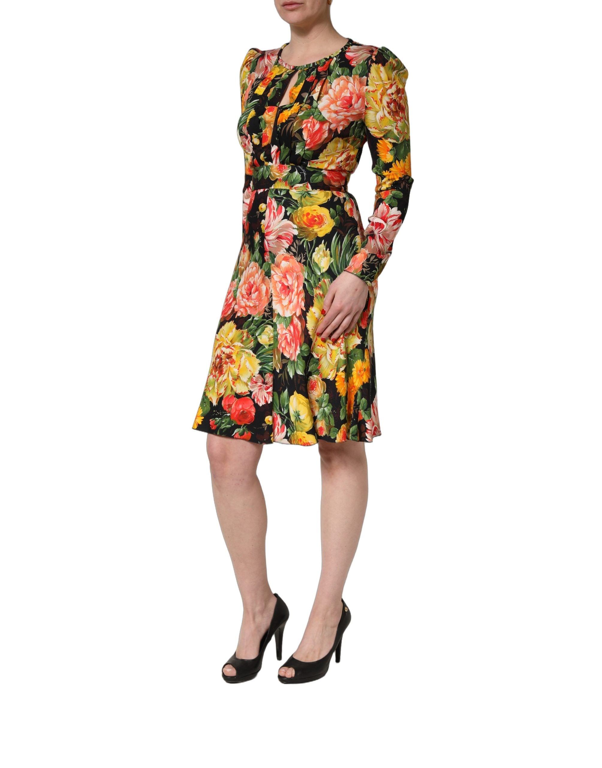 Robe midi à manches longues Dolce & Gabbana avec imprimé floral multicolore élégante et sophistiquée.