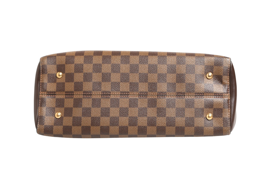 Sac Louis Vuitton Kensington Bowling en toile Damier Ebene, avec poignées en cuir et fermeture métallique visible.