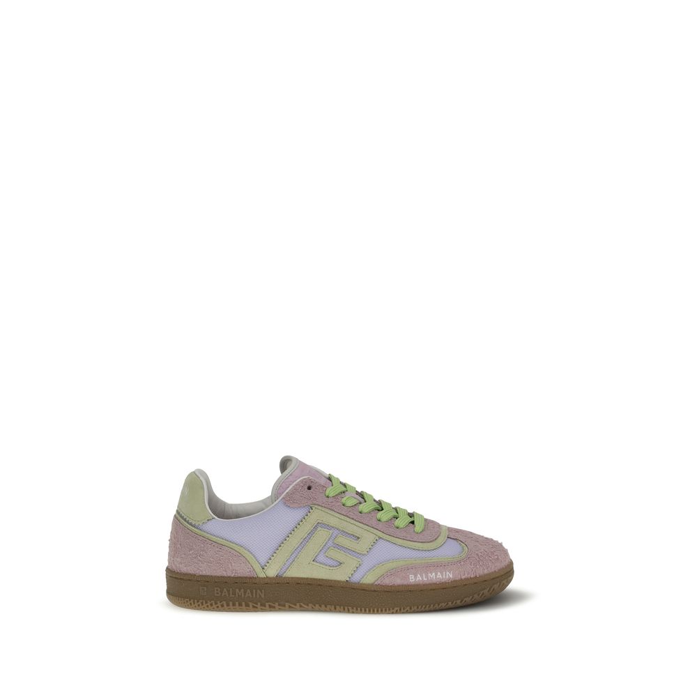 Sneakers Balmain Bos Taurus en cuir de veau multicolore, style athlétique et design moderne, visibles en gros plan.
