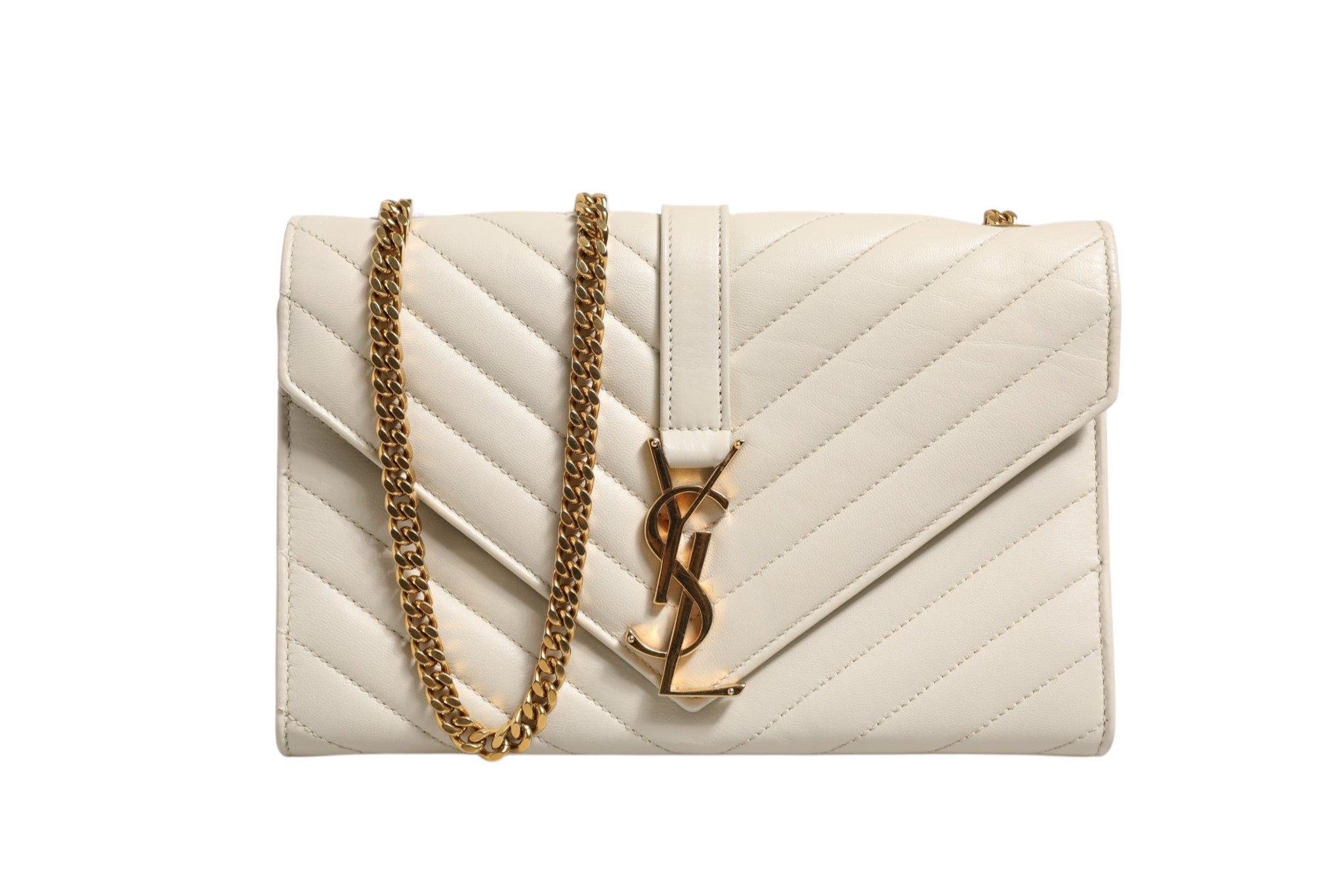 Sac à shoulder Saint Laurent Envelope Triquilt Medium avec matelassage triomphé, élégant et chic, en cuir noir.