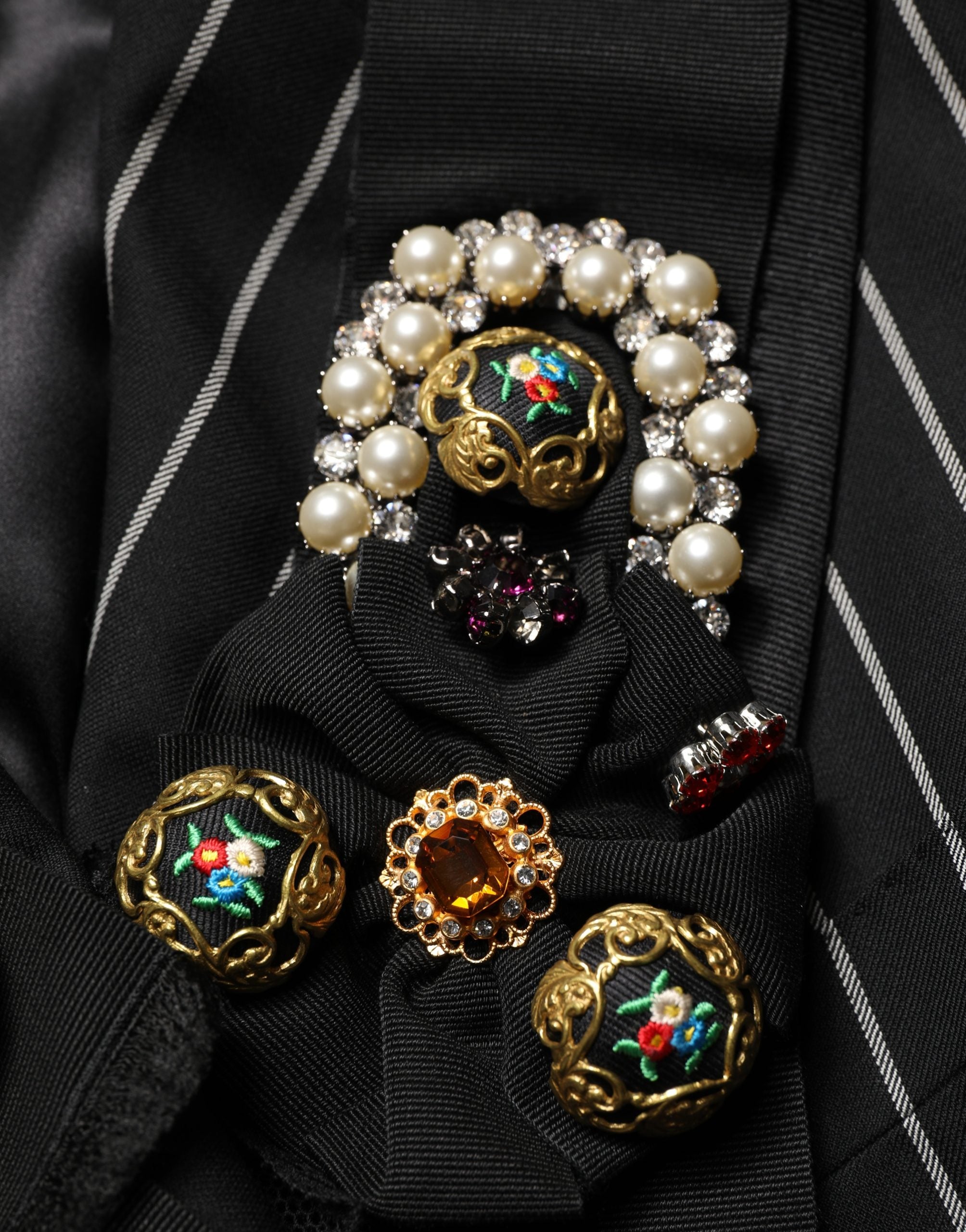 Blazer double-breasted noir à rayures Dolce & Gabbana, veste élégante en tissu léger pour homme.