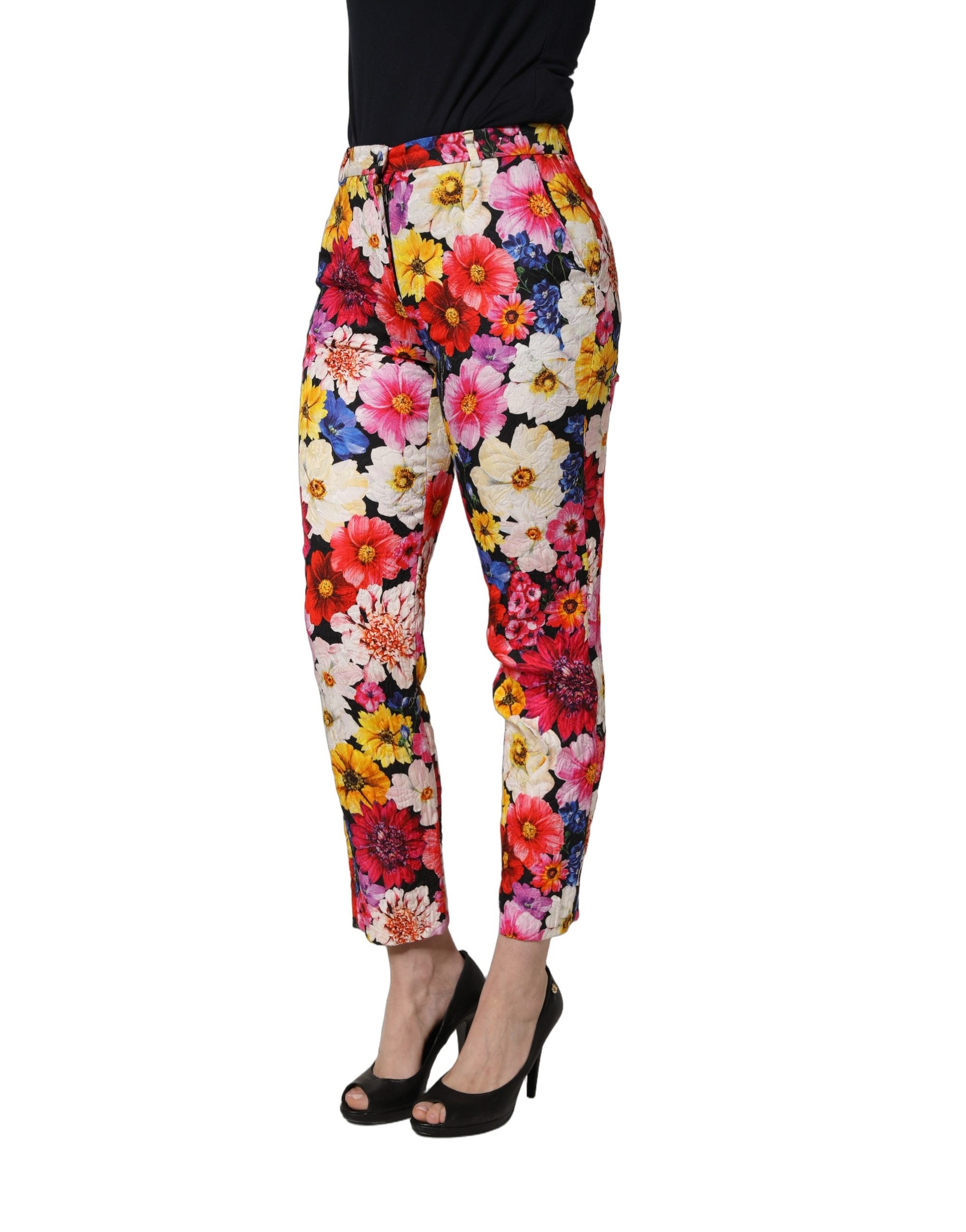 Pantalon tapered à fleurs multicolores de Dolce & Gabbana, style floral print, pantalon chic pour femme.
