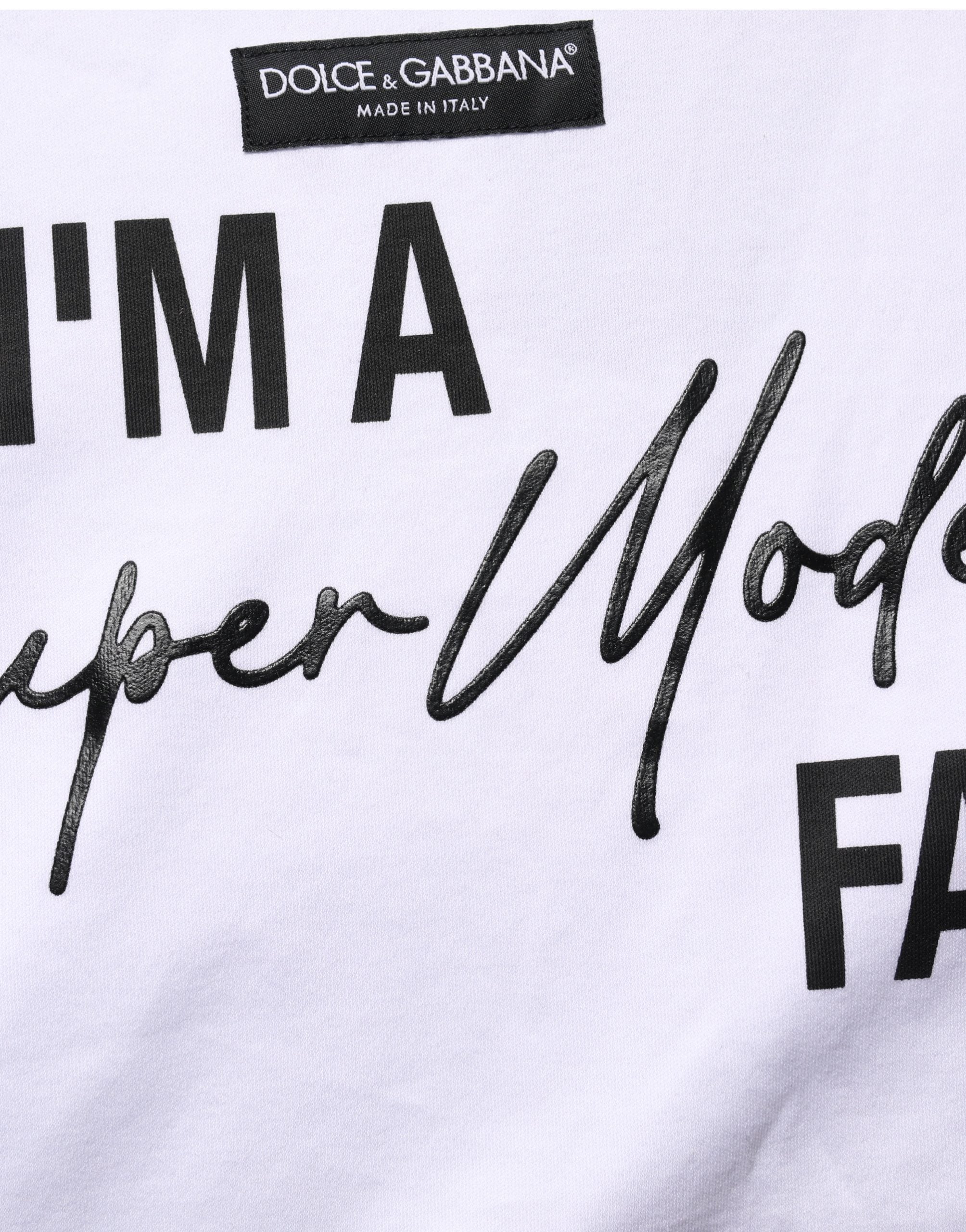 T-shirt en jersey blanc Dolce & Gabbana "I'm A Super Model Fan" avec imprimé, style décontracté et logo visible.