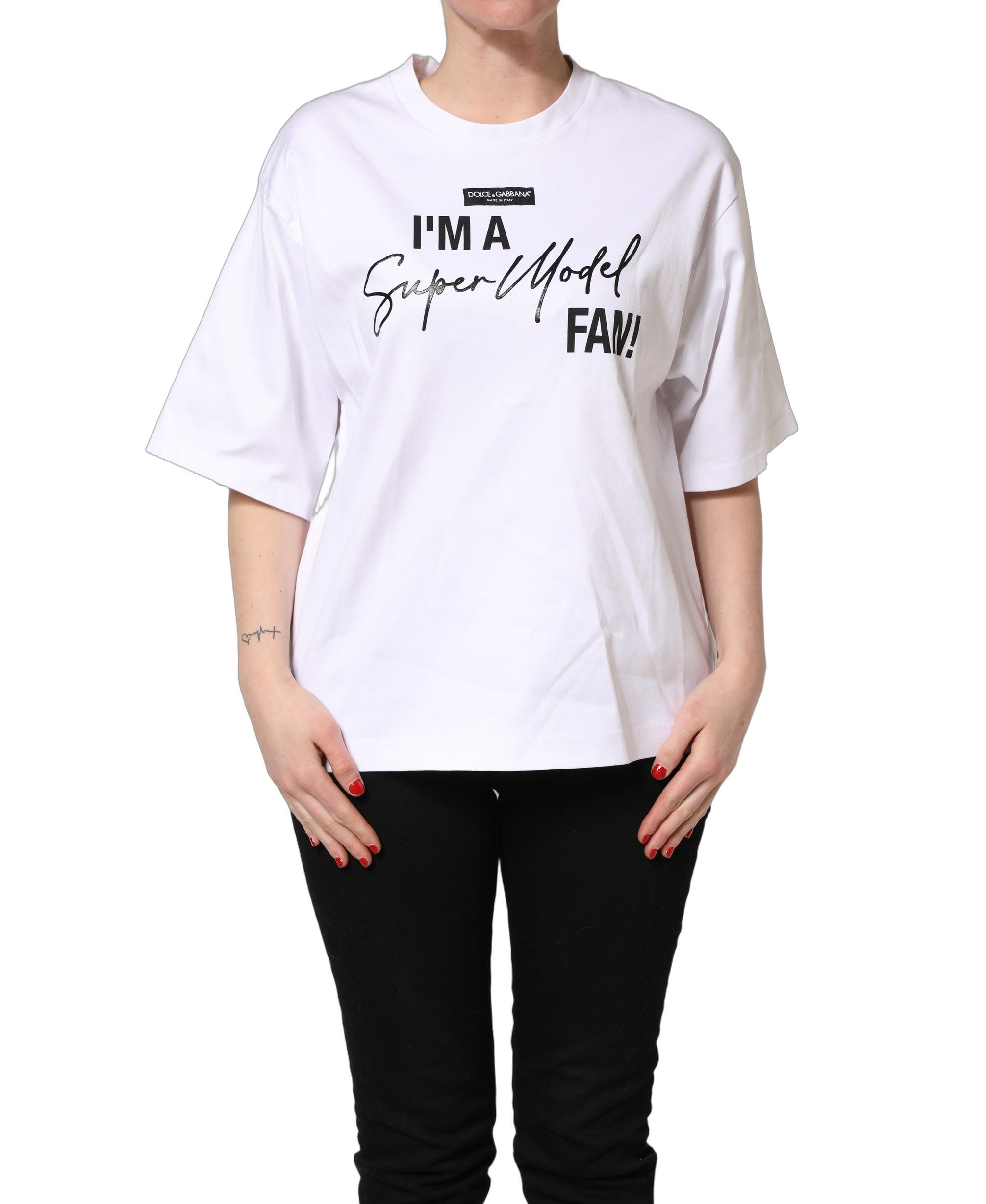 T-shirt en jersey blanc Dolce & Gabbana "I'm A Super Model Fan" avec impression graphique, style décontracté et tendance.