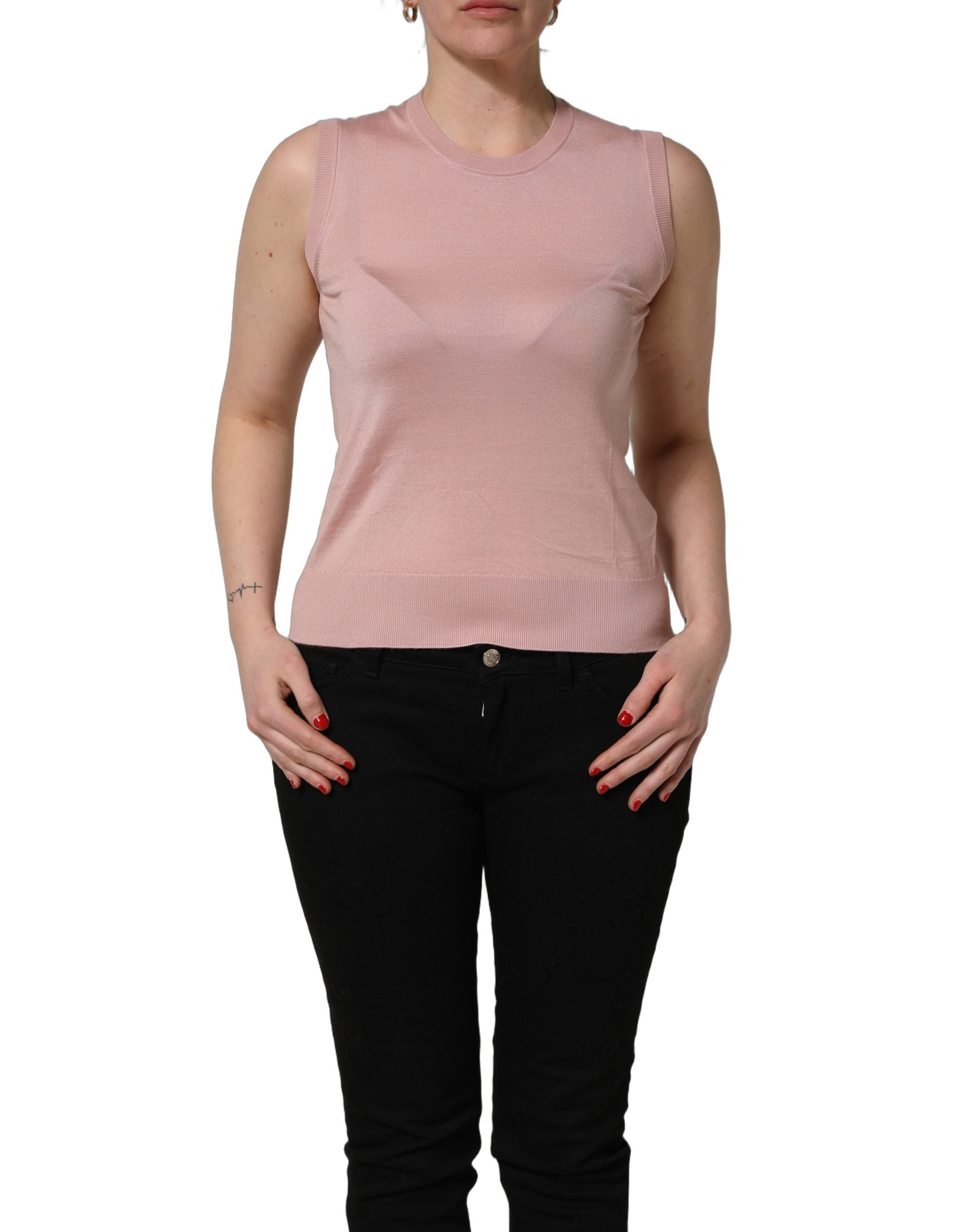 Gilet sans manches en cachemire rose de Dolce & Gabbana, tricoté avec un design élégant et confortable.