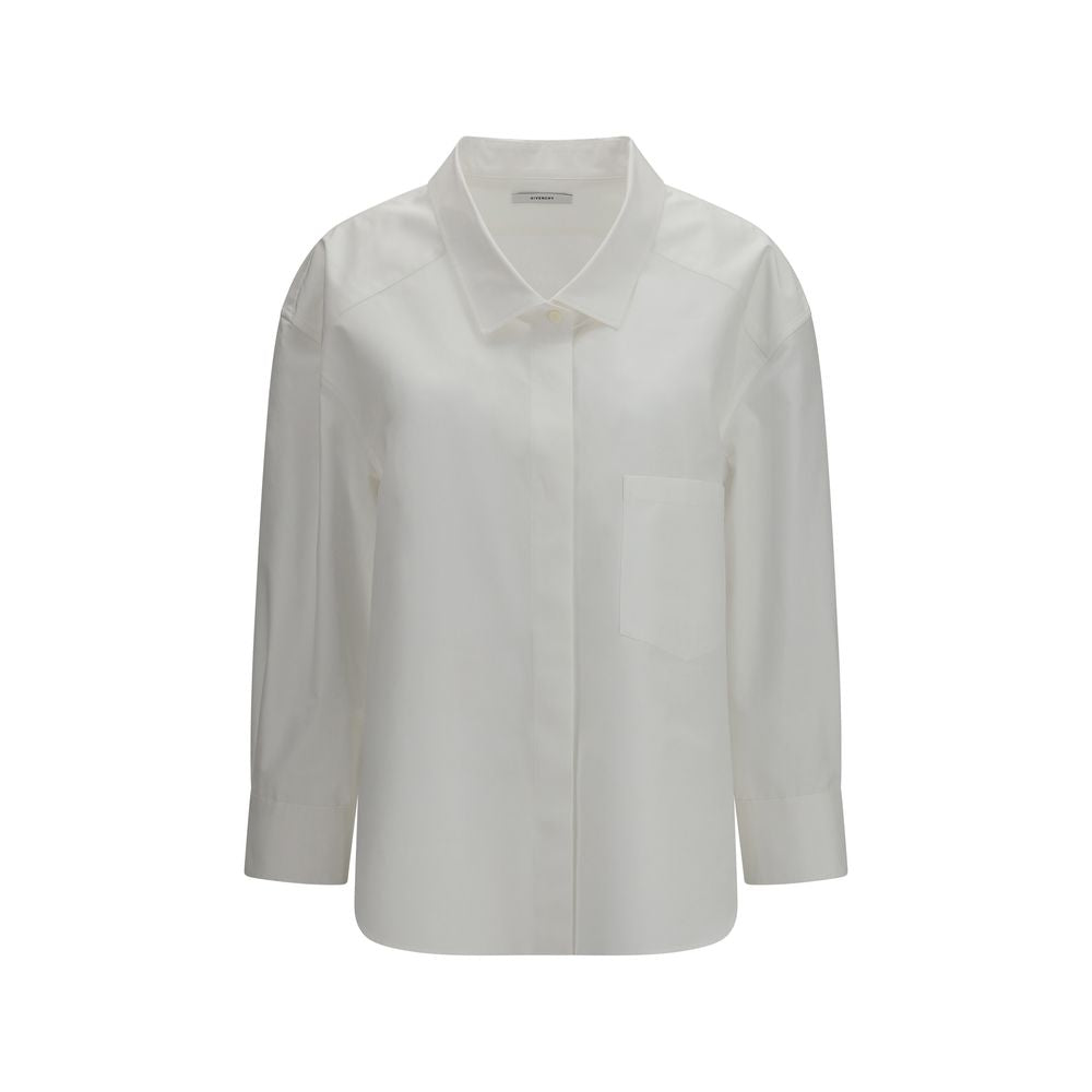 Chemise blanche en coton de la marque Givenchy, vue en détail, avec col et boutons élégants.