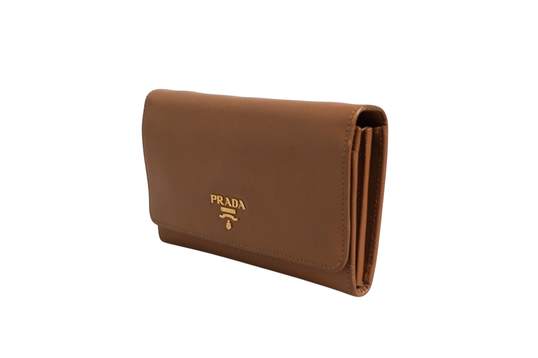 Sangle de portefeuille Prada marron et or, en cuir élégant, avec boucle en métal doré, pour sac à main ou porte-monnaie.