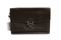 Pochette Louis Vuitton Belaia en cuir Taiga, sac à main élégant avec fermeture métallique et doublure intérieure durable.