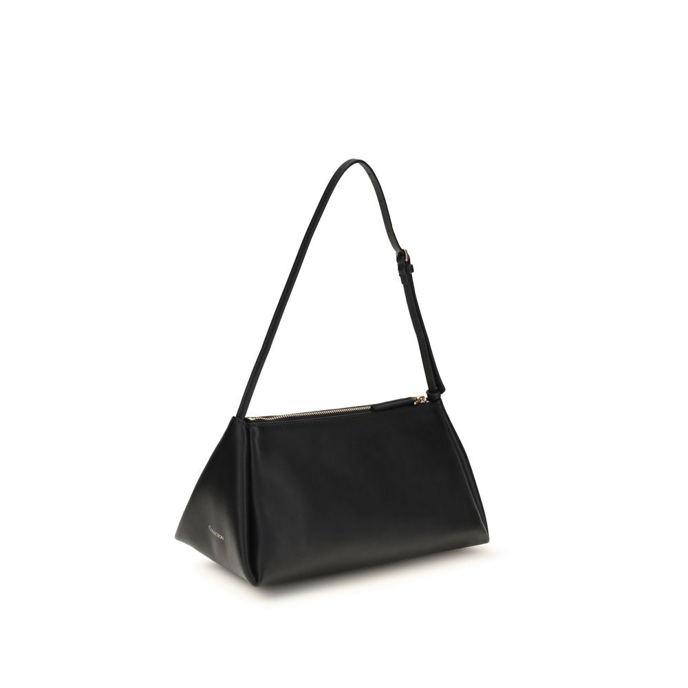 Sac à main Calvin Klein en cuir de veau noir Calf Leather Bos Taurus, finition élégante et design moderne.