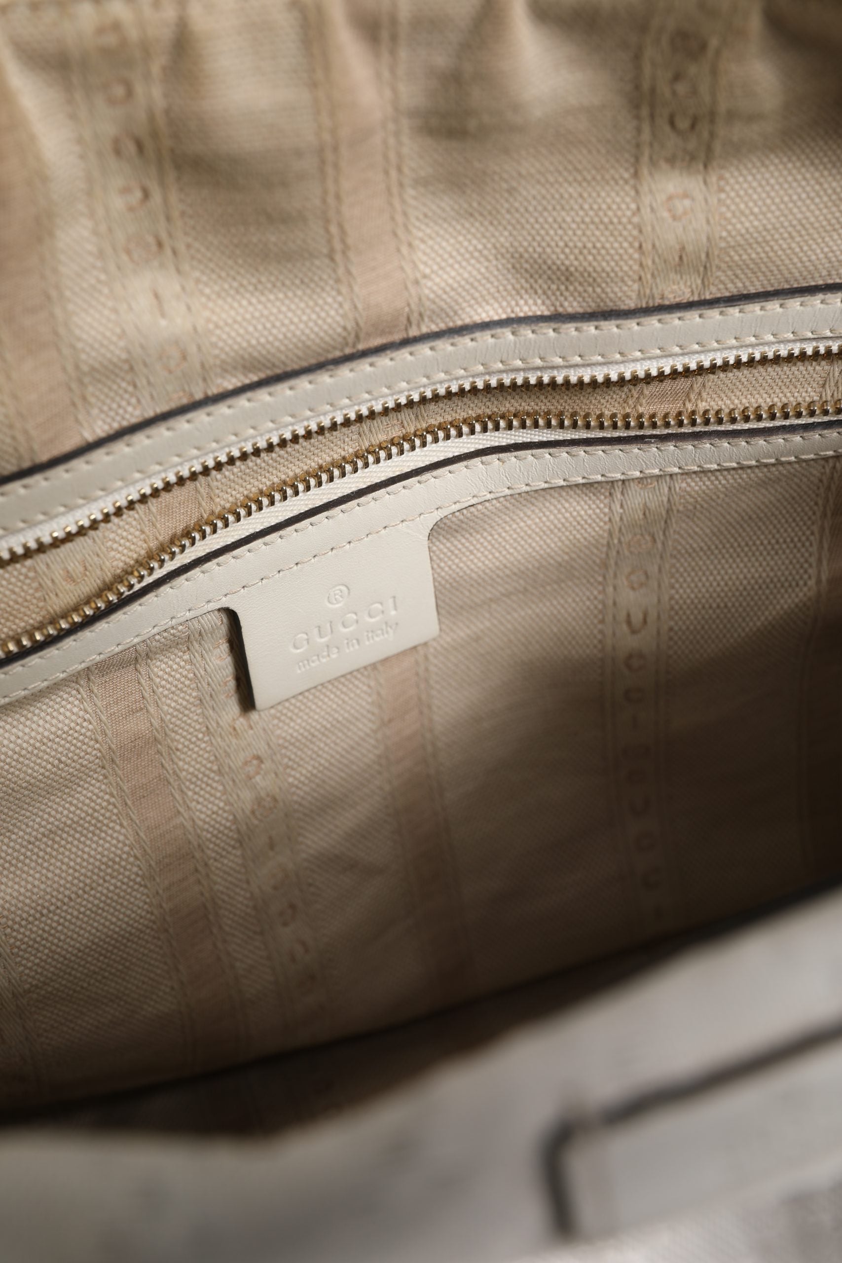 Gucci Boston Tasche aus Diamant-Leder, mittelgroß