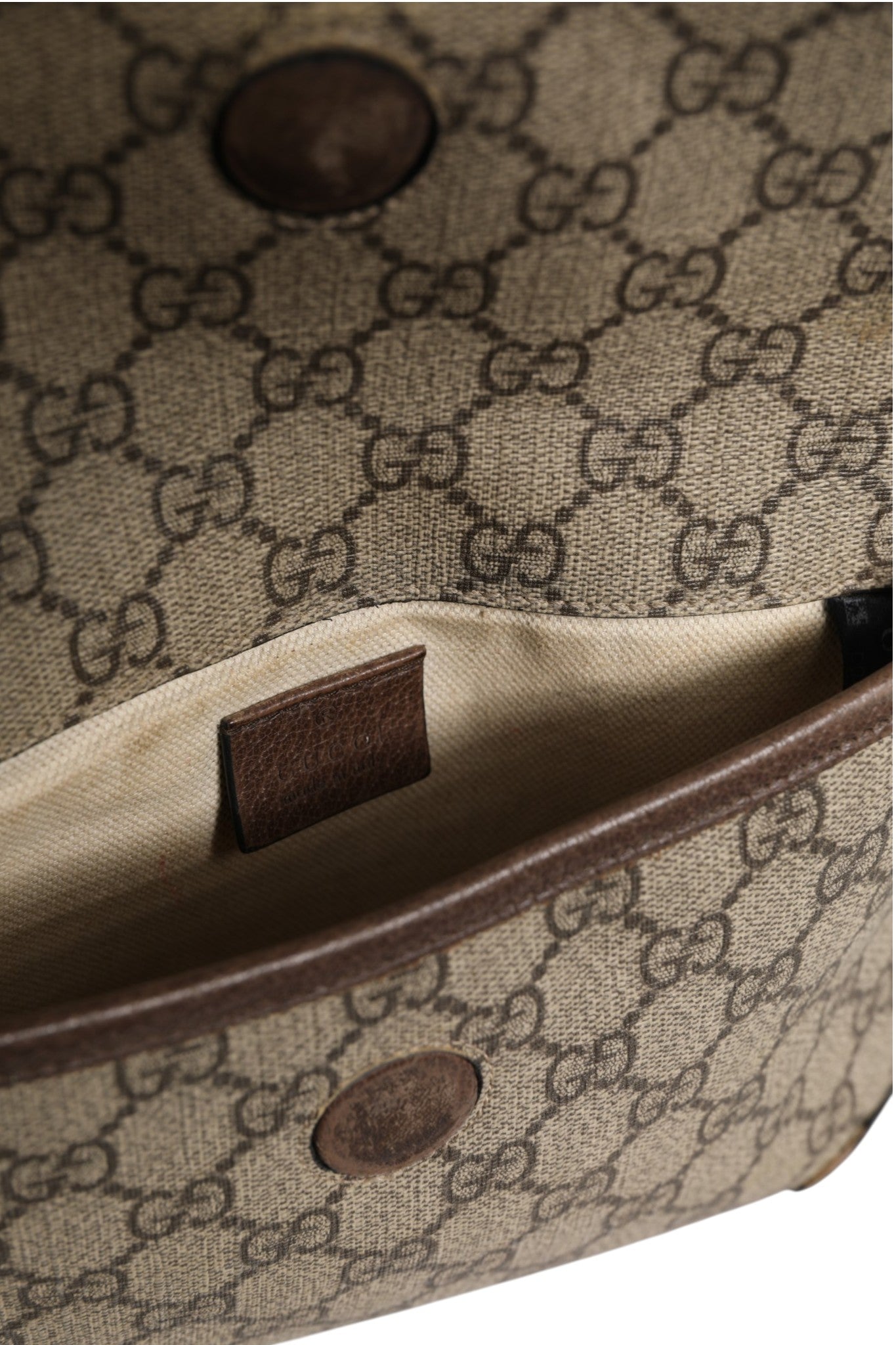 Sac banane Gucci Supreme Neo Vintage Web avec bandoulière en toile et détails en cuir, style classique et élégant.