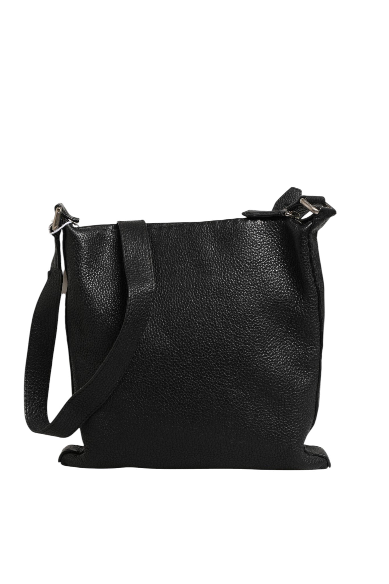 Sac à bandoulière Fendi Selleria en cuir, messenger, avec détails élégants et finition de haute qualité.