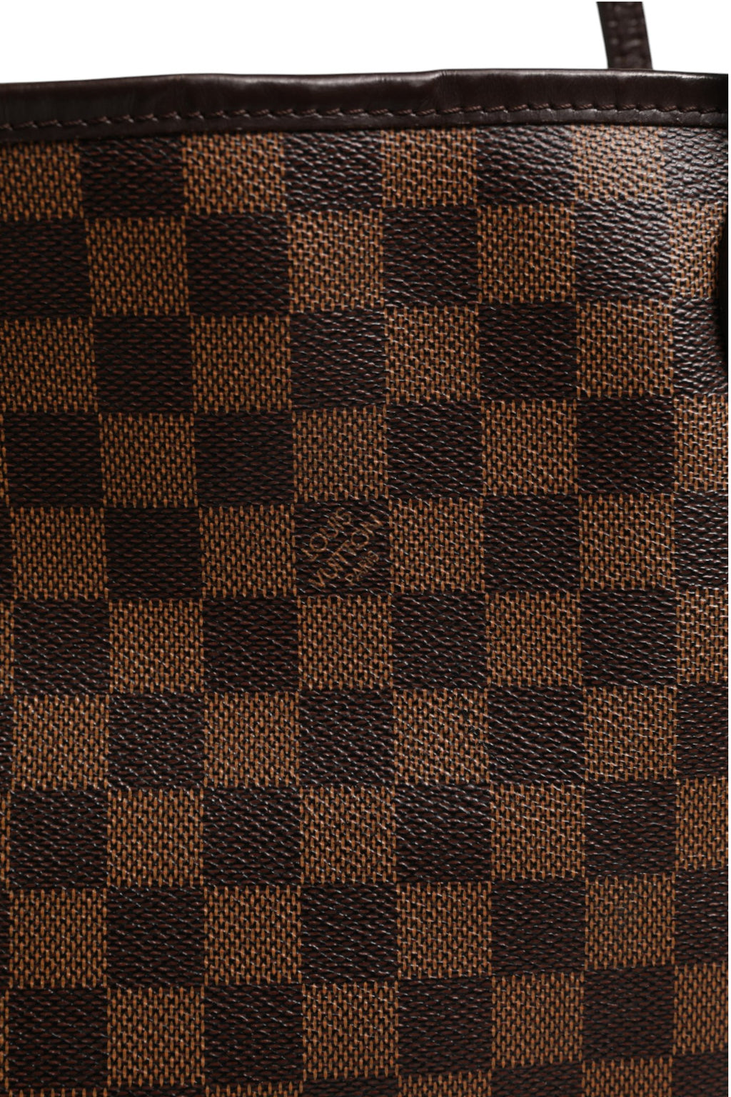 Sac à main Louis Vuitton Neverfull MM en toile Damier Ebene, grand modèle avec poignées en cuir et intérieur spacieux.