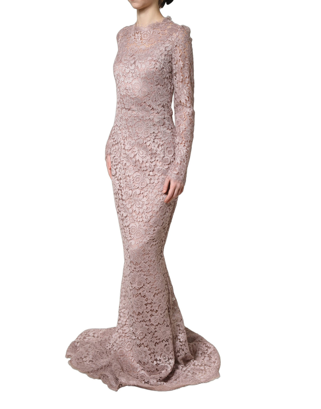 Robe de soirée longue en dentelle rose Dolce & Gabbana à manches longues, élégante et sophistiquée, pour occasions spéciales.