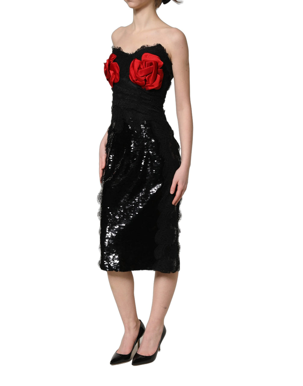 Robe midi noire sans bretelles Dolce & Gabbana avec sequins rouges et motif de rose, élégante et sophistiquée.