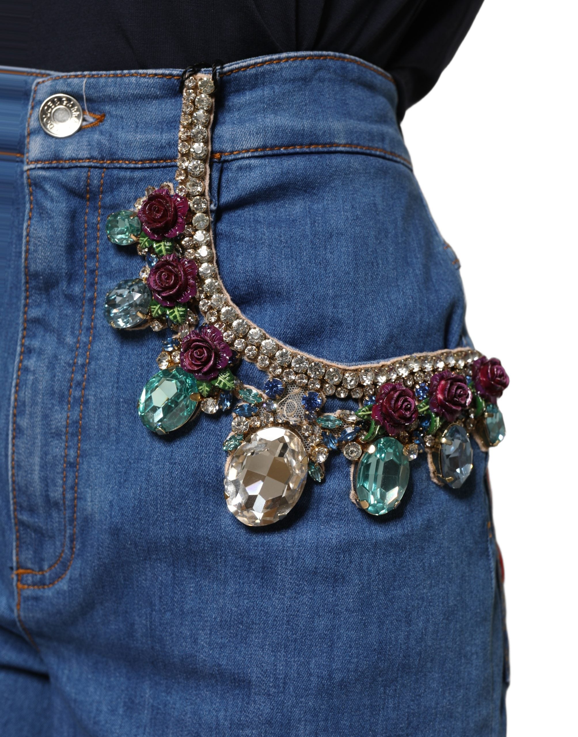 Shorts bermuda en denim bleu Dolce & Gabbana en coton avec embellissements, style décontracté et sophistiqué.
