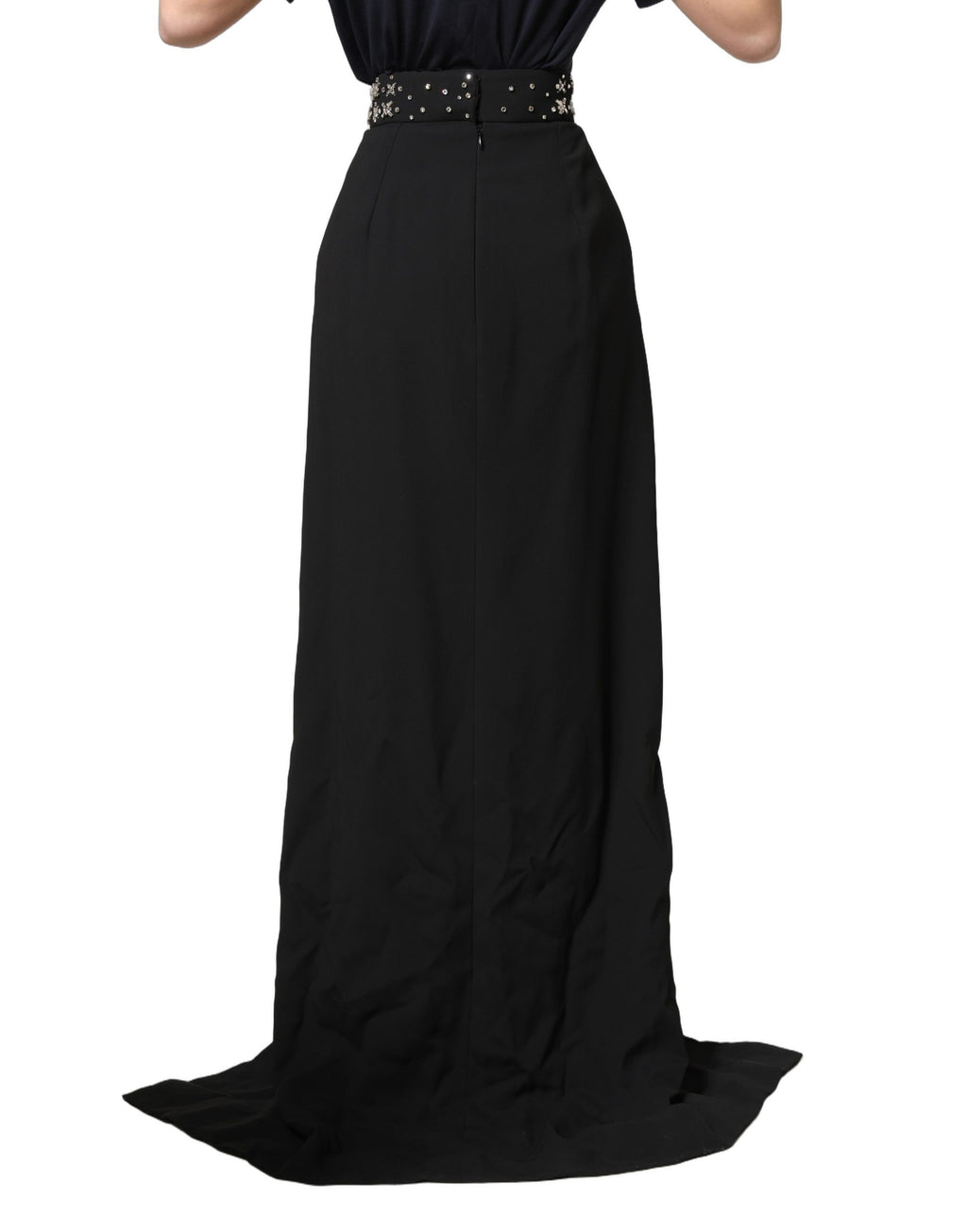 Jupe longue noire Dolce & Gabbana avec cristaux, fente haute et détails scintillants, élégante et sophistiquée.