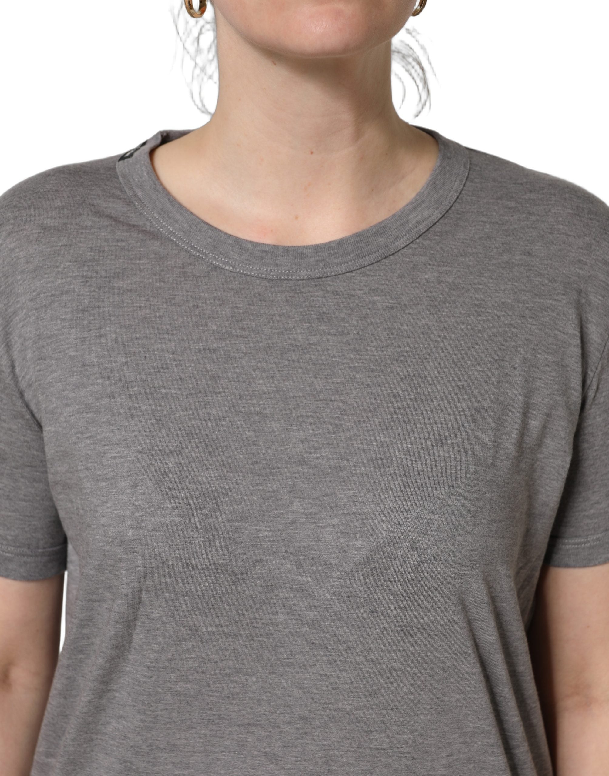 T-shirt gris en coton à manches courtes et col rond de Dolce & Gabbana, vue de face.