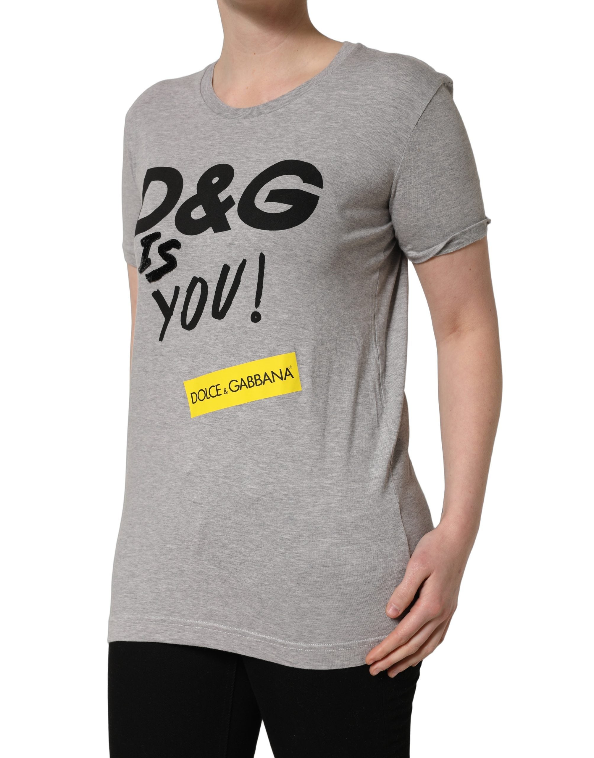 T-shirt à manches longues Dolce & Gabbana en coton gris avec logo imprimé, col rond, style décontracté pour homme.